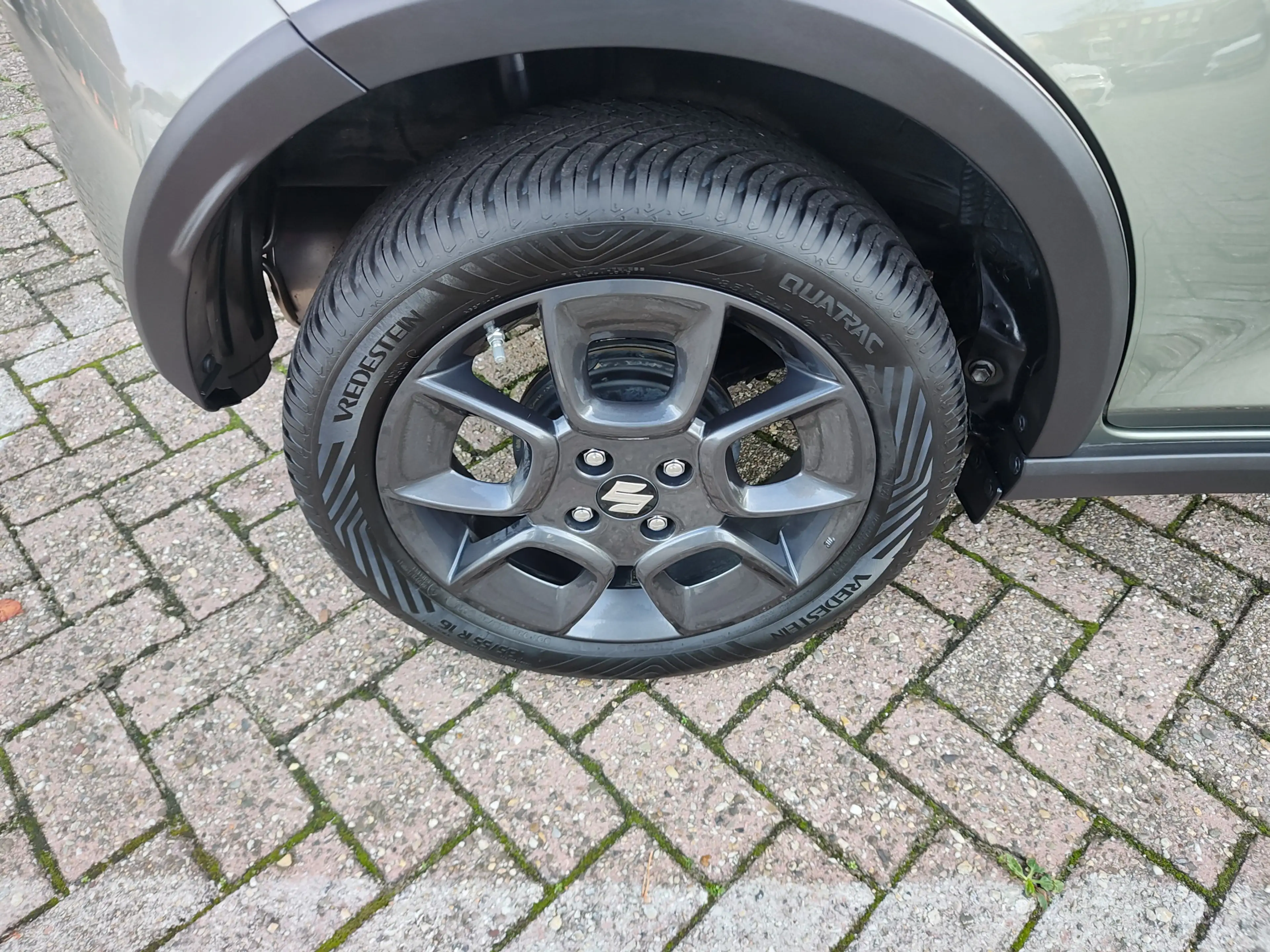 Suzuki Ignis 1.2 SMART HYBRID STYLE Clima | Cruise | Autonome n — photo 33