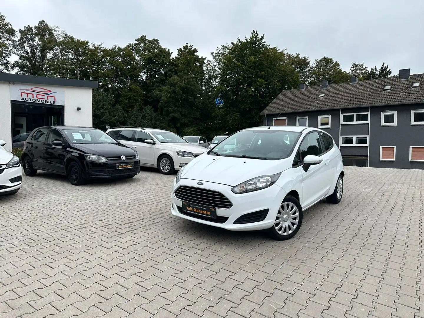 Ford Fiesta Trend 1.Hand/Gepflegt/Klima Weiß - 1