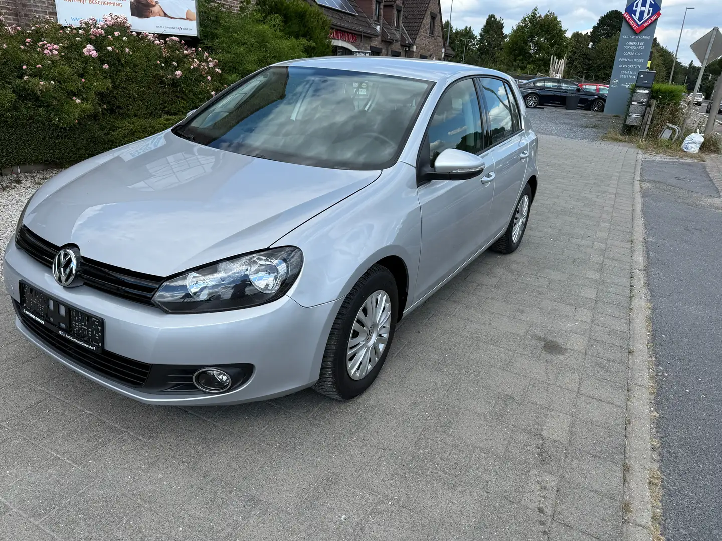 Volkswagen Golf 1.4i Gris - 2