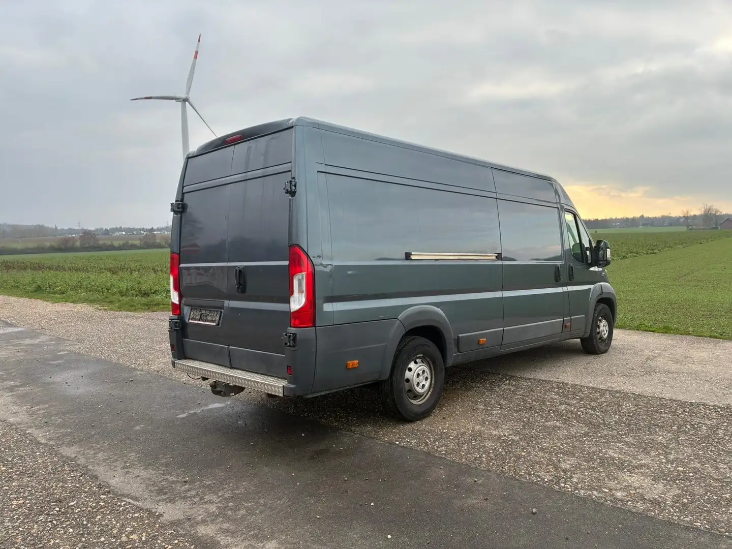 Fiat Ducato Ducato 33 130 Multijet Shuttle L4H2 S Grau - 2