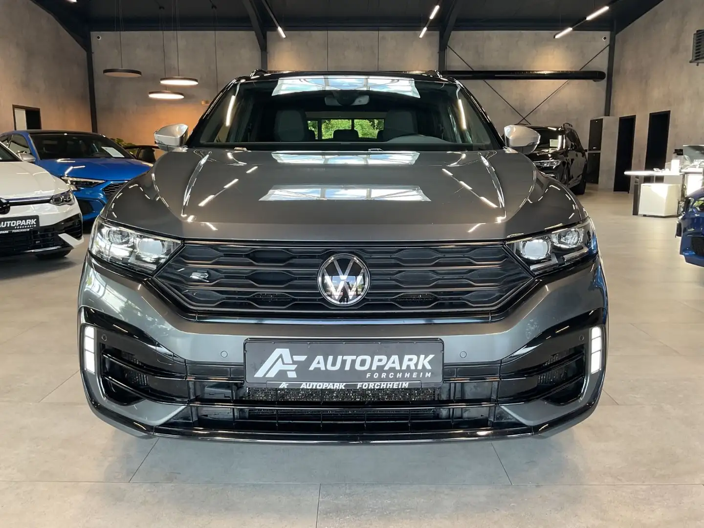 Volkswagen T-Roc R Akrapovic beats DCC Kam. LED Pano 19" Grau - 2