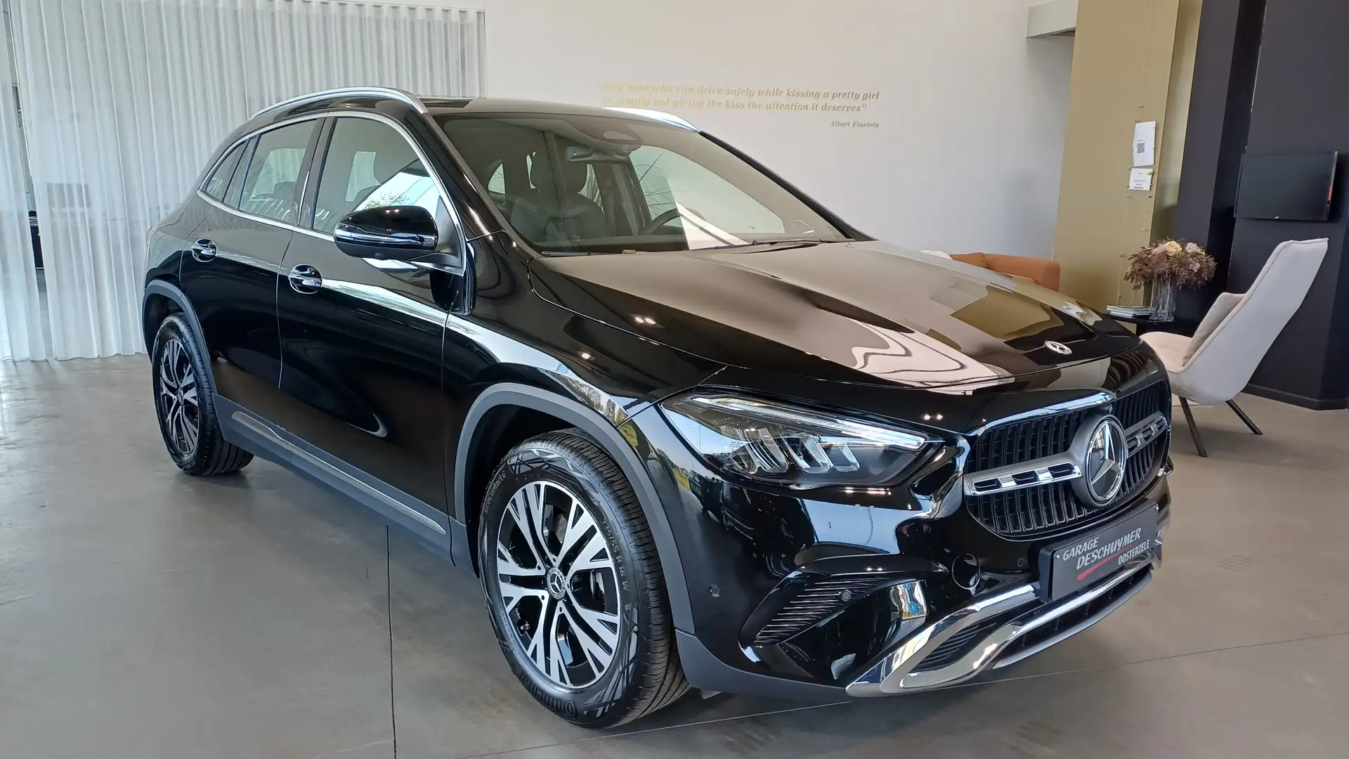 Mercedes-Benz GLA 180 GLA 180 7G-DCT Progressive 5.400 km Noir - 1