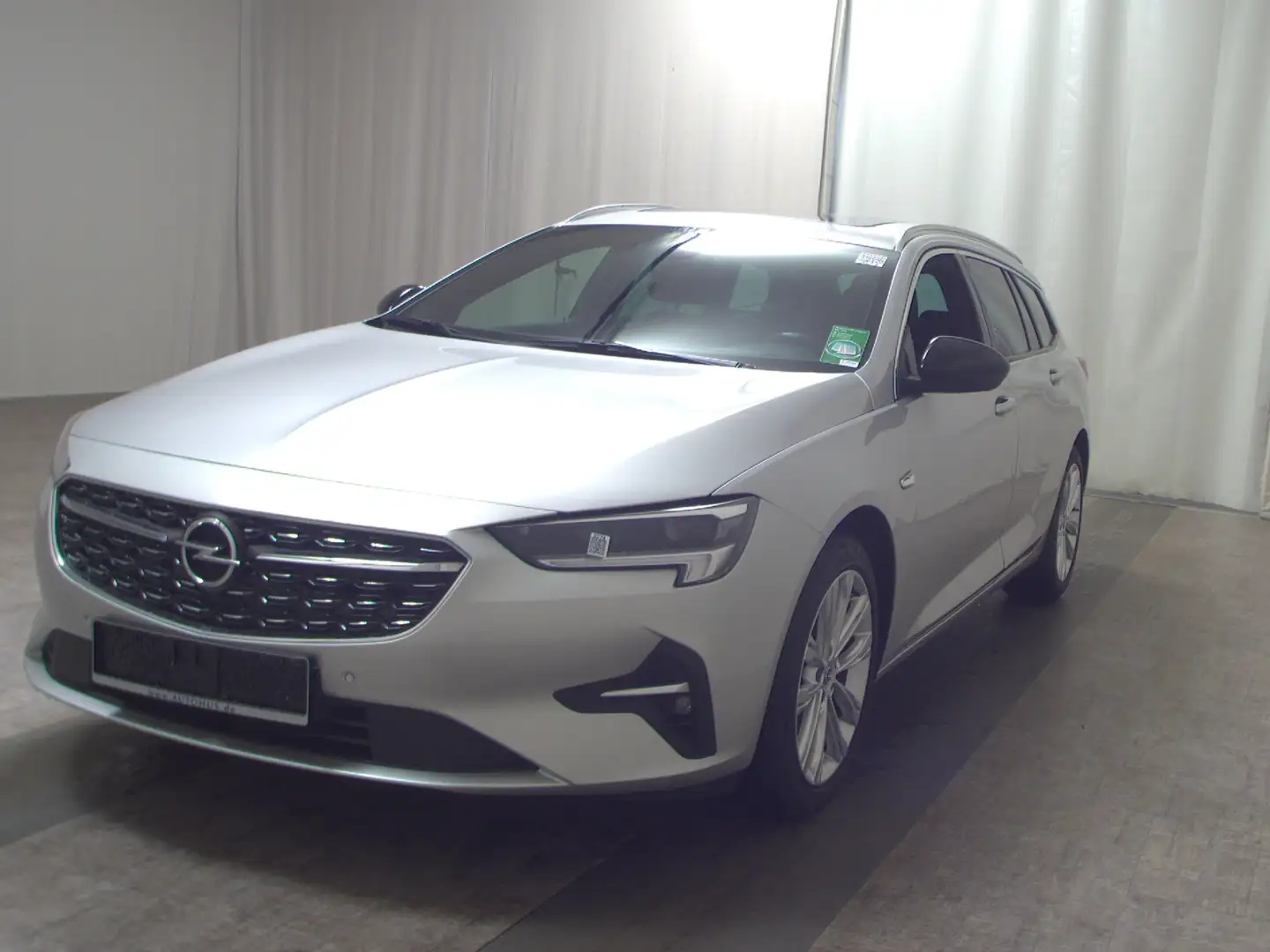 Opel Insignia ST 2.0 CDTI Business Ed. Navi LED AHK Silber - 2