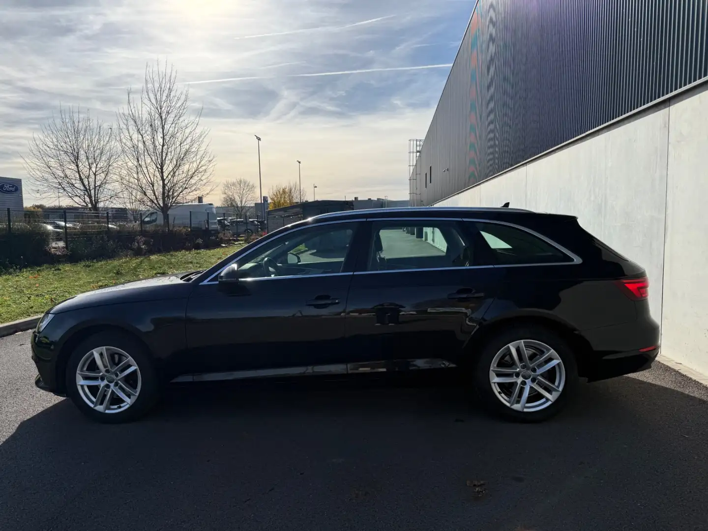 Audi A4 A4 Avant 1.4 TFSI 150 S tronic 7 Noir - 2