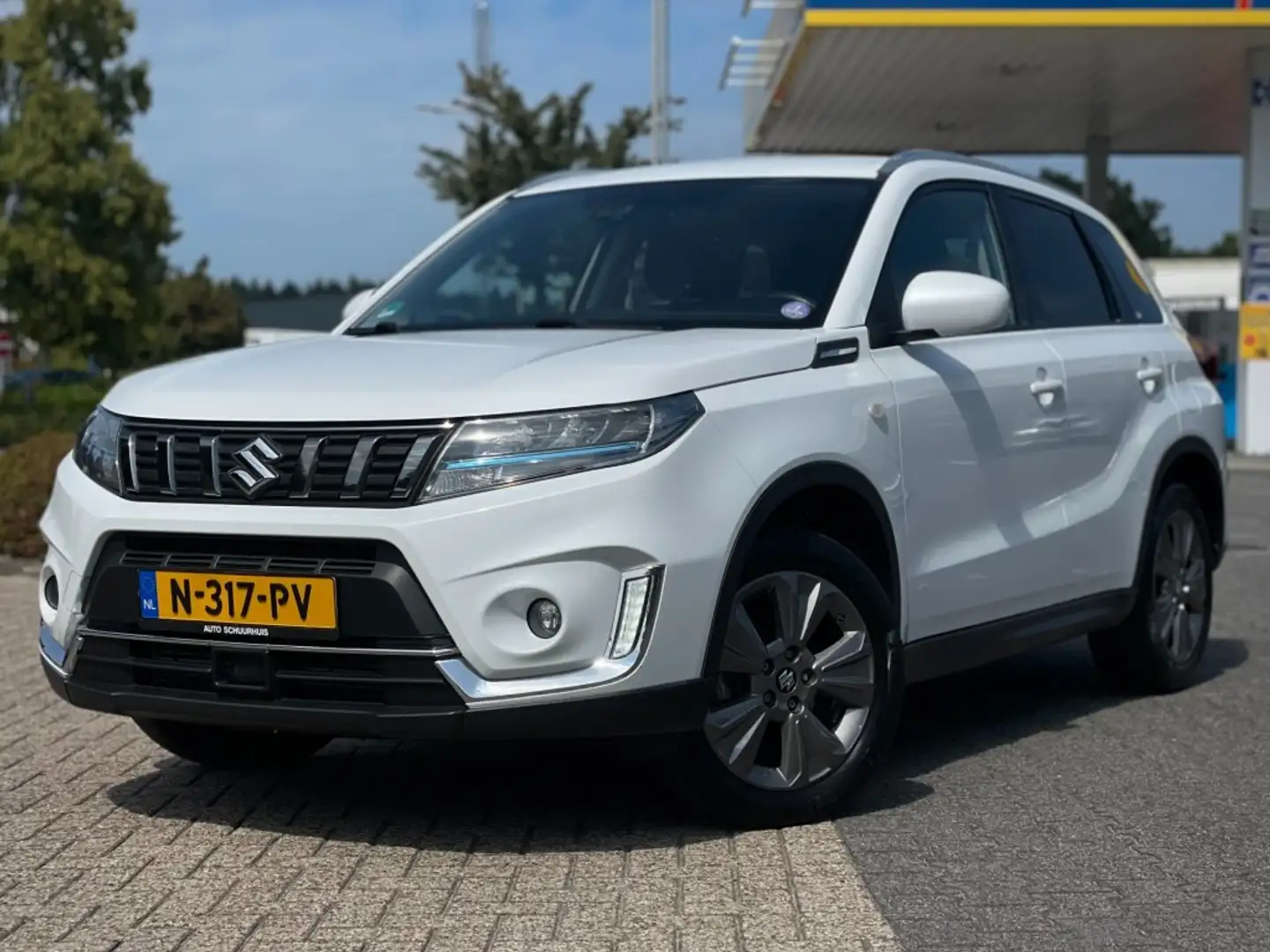 Suzuki Vitara 1.4 B.JET SELECT SH TREKHAAK 1500KG CAMERA NAVI C Wit - 1