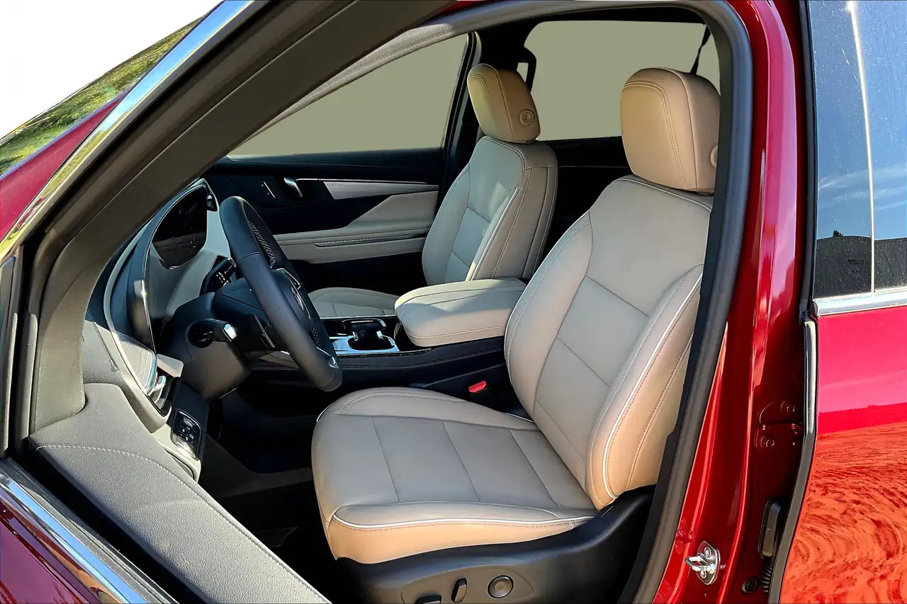 Buick Enclave снимка Buick Enclave