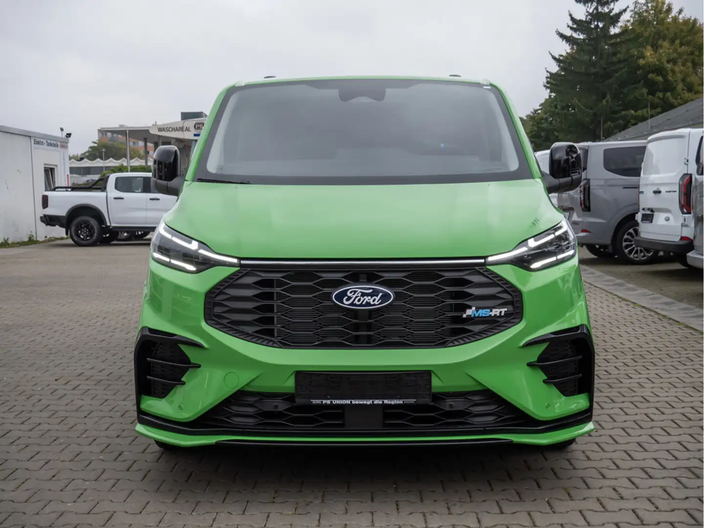 Ford Желтый - 2