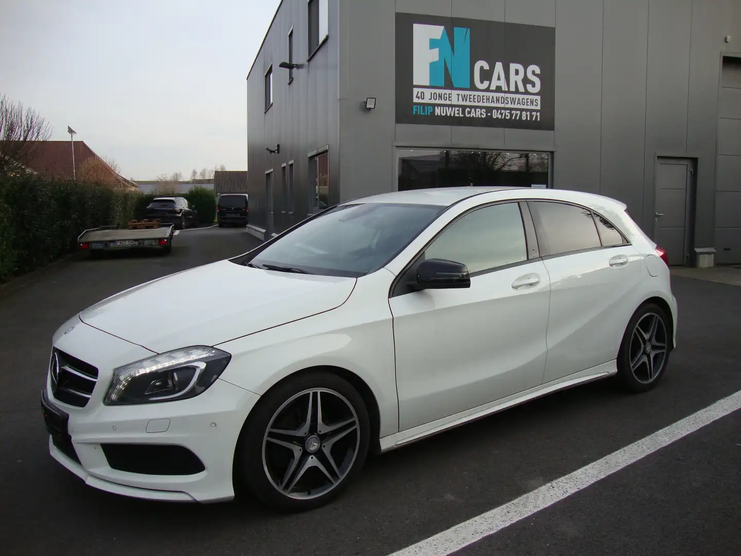 Mercedes-Benz A 180 i, AMG, 2013, leder, gps, alu.18", 135.000km Bílá - 1