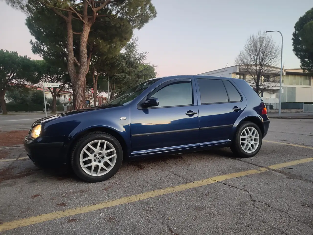 Volkswagen Golf 1.4, foto 1