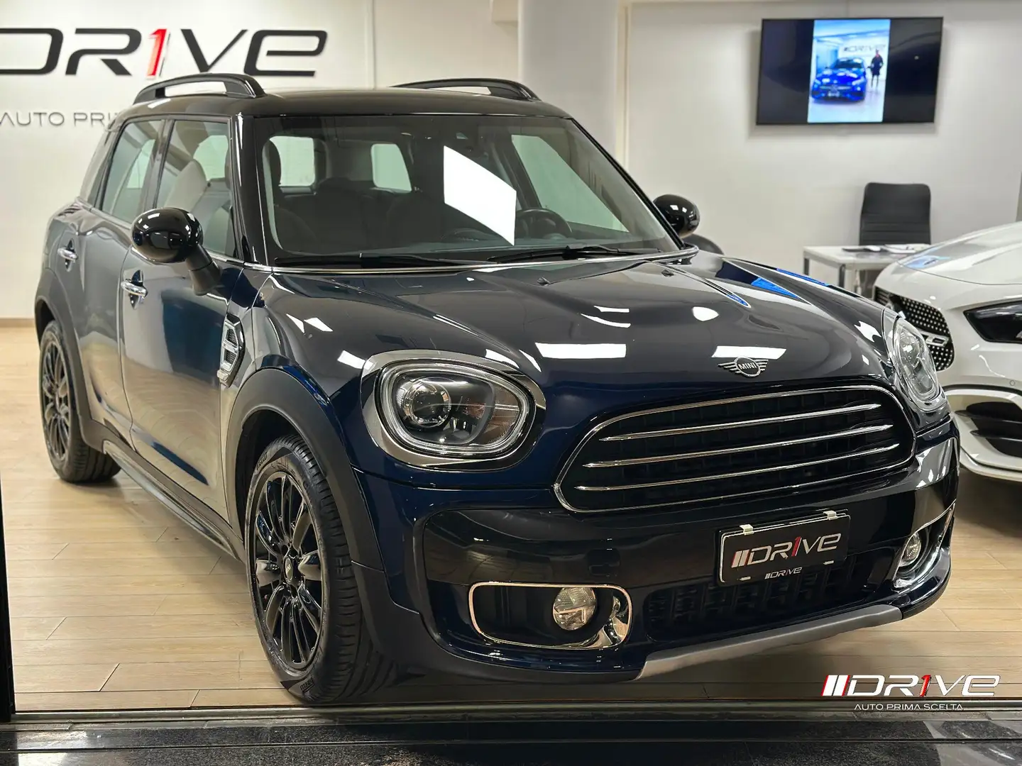 MINI Cooper Countryman Mini 1.5 Cooper Business Countryman Automatica - 2