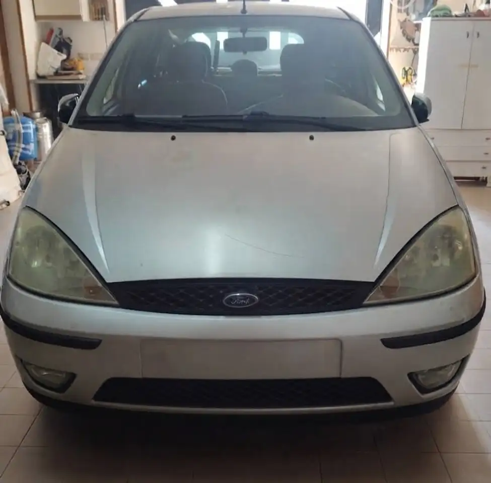 Ford Focus 5p 1.8 td Ambiente, foto 5