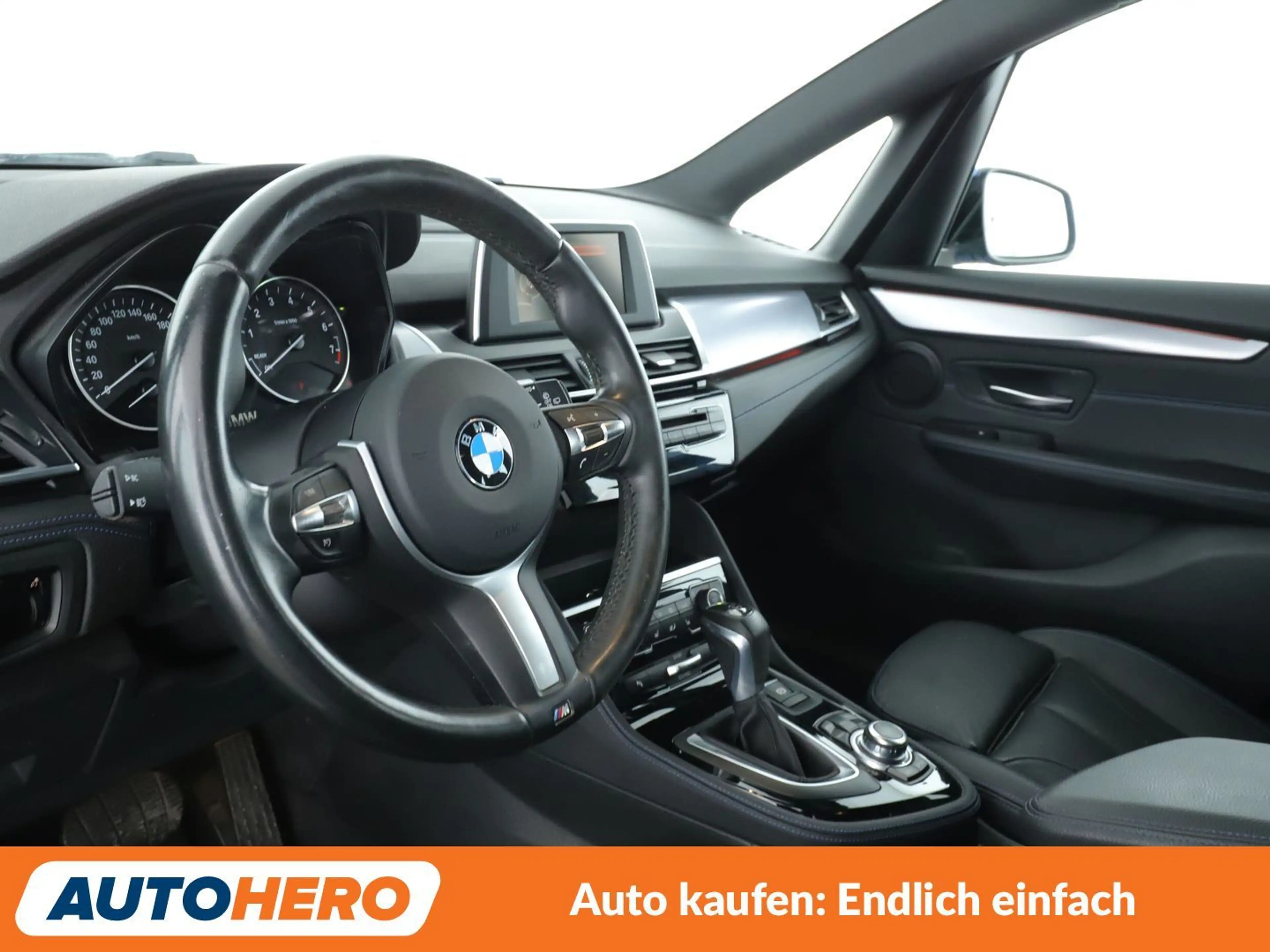 BMW 220 i Active Tourer M Sport Aut.*NAVI*PDC* — photo 11