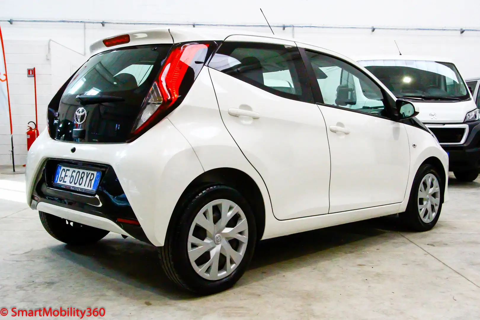 Toyota Aygo 1.0 x-cool 72cv 5p - Prezzo promo finanziamento! Blanco - 2