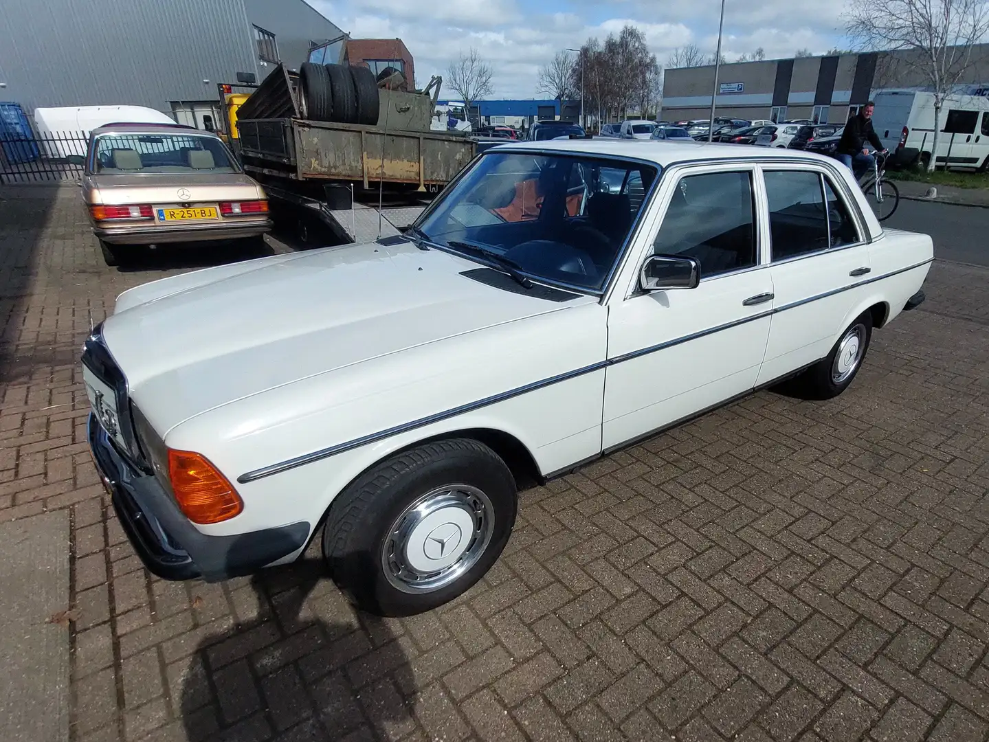 Mercedes-Benz 200 200 d Wit - 1