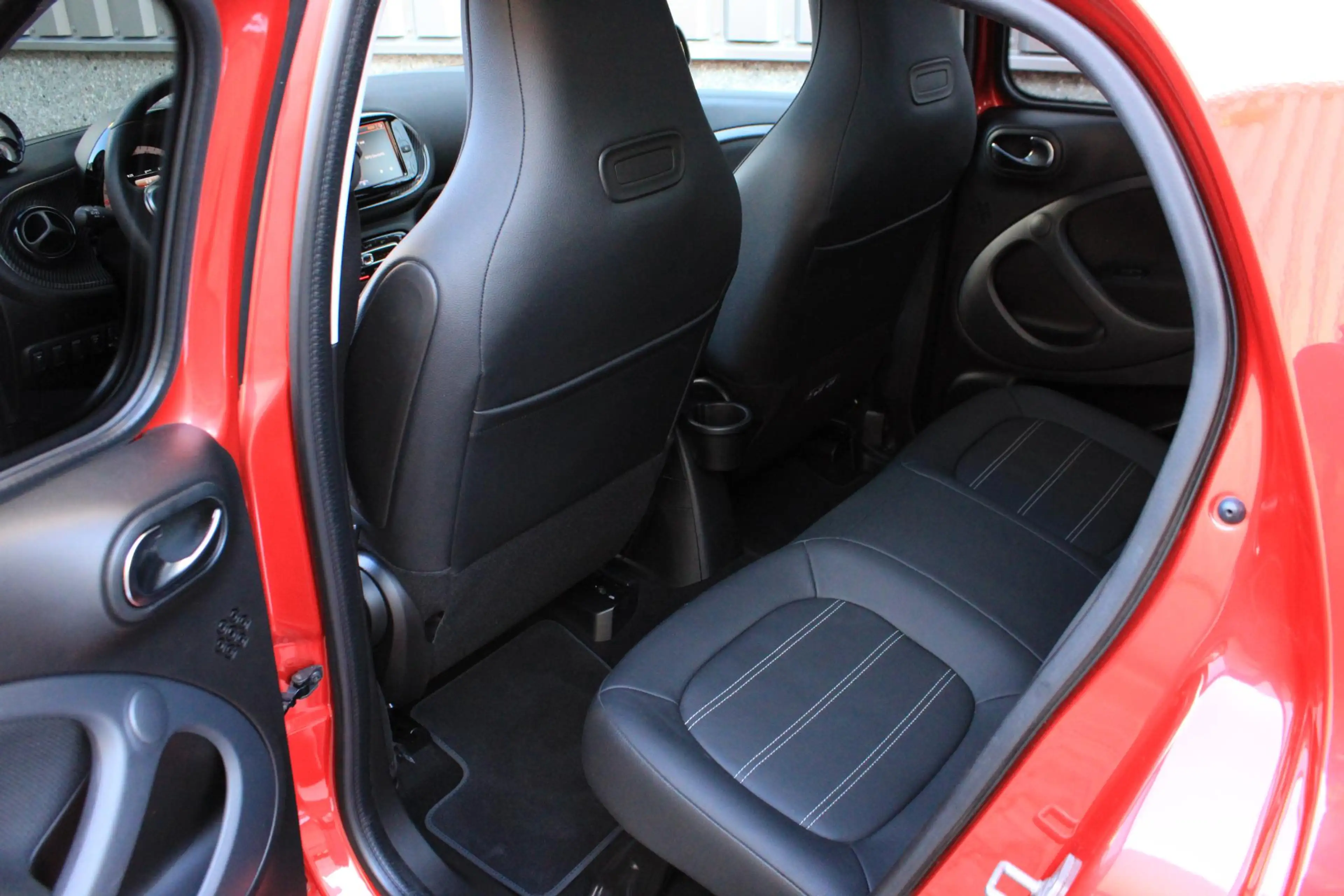 smart forFour EQ 18 kWh Pano | Camera | Stoelverwarming | Sfeerv — photo 12