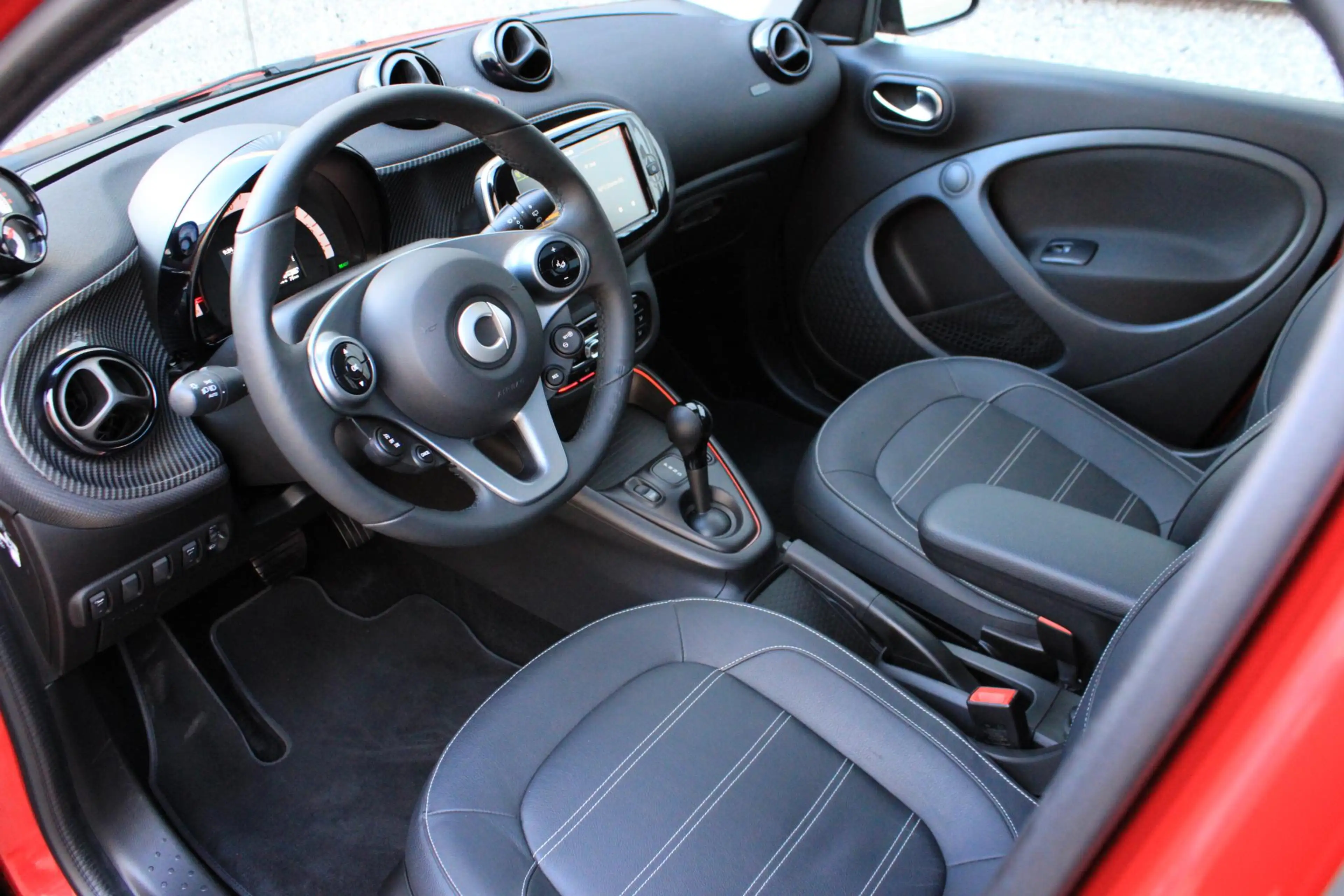 smart forFour EQ 18 kWh Pano | Camera | Stoelverwarming | Sfeerv — photo 2
