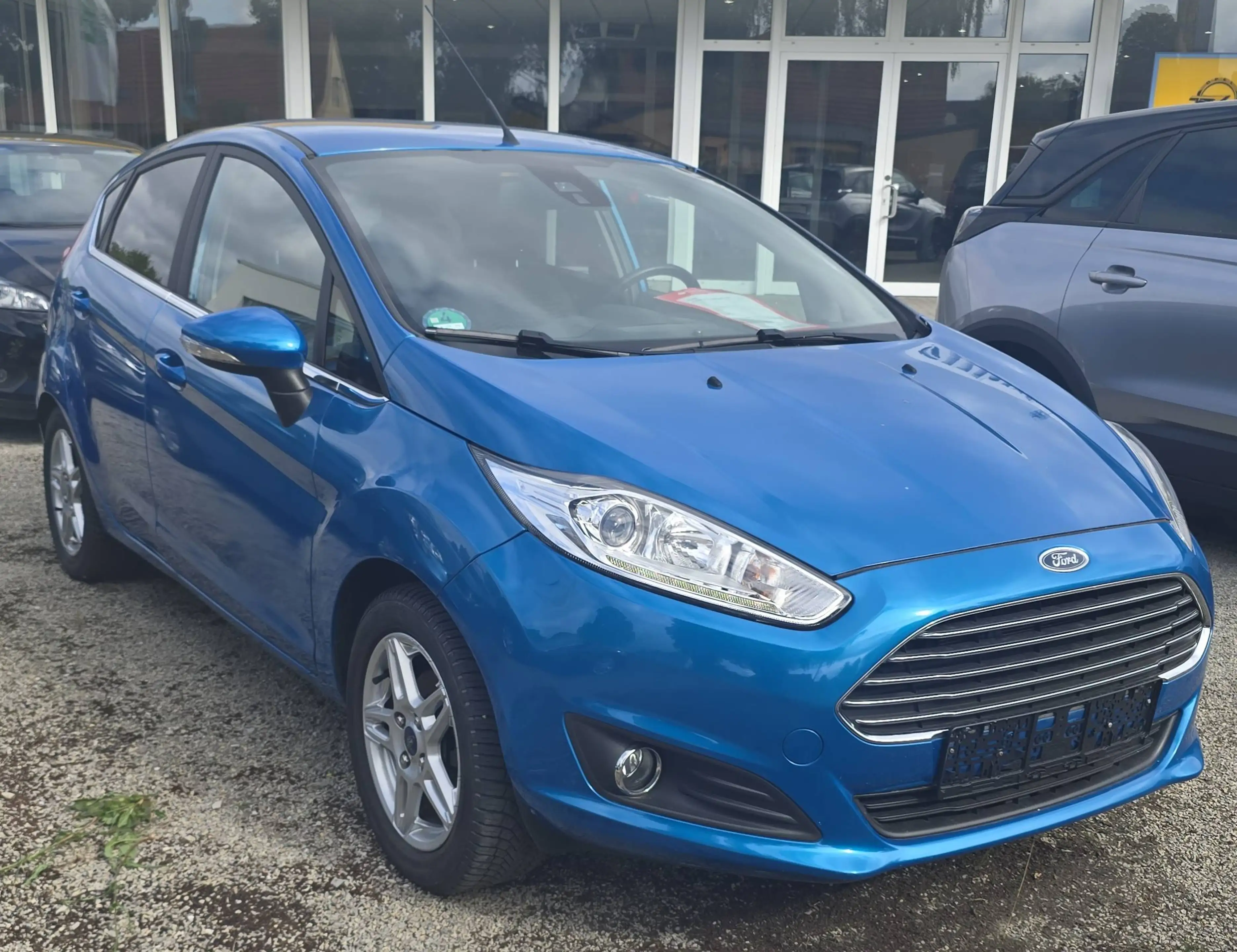 Ford Fiesta Titanium — photo 3