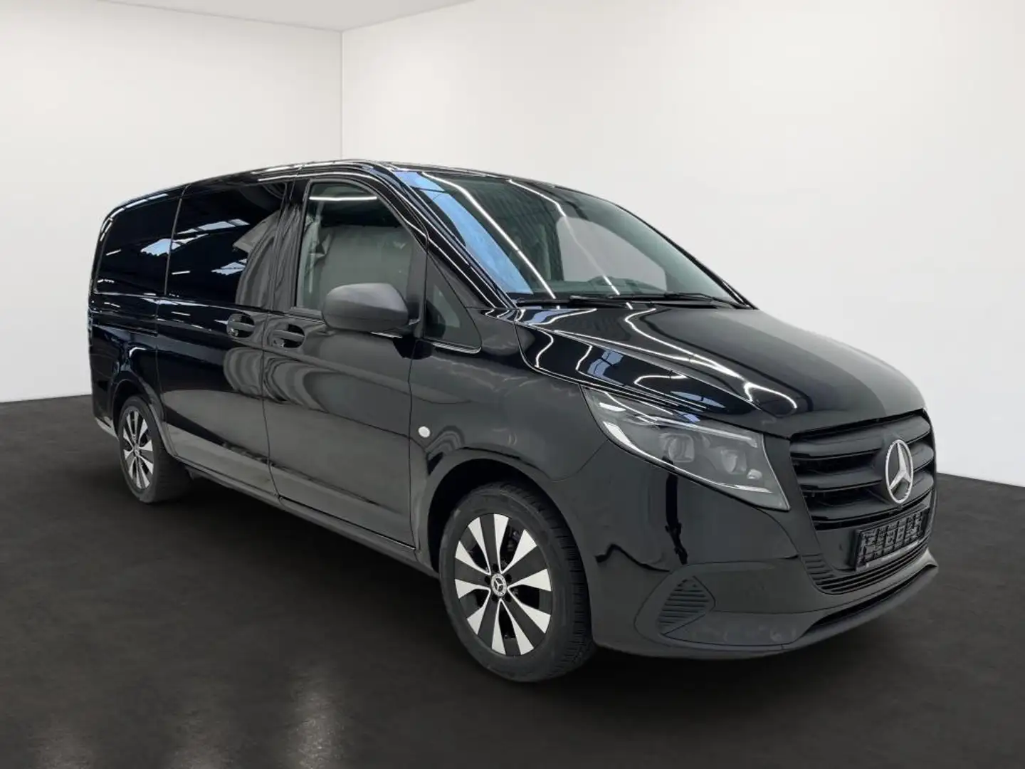 Mercedes-Benz Vito 119 Tourer/PRO/MOPF/Navi/MBUX/Totw/Cam/Temp Zwart - 2