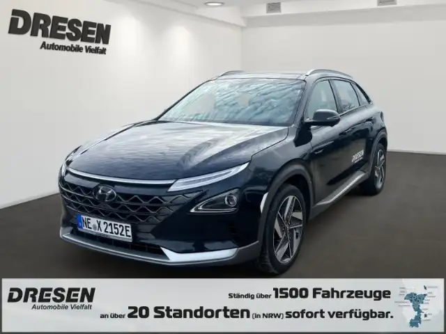 Hyundai NEXO Prime mit Schiebedach - DRESEN SONDERAKTION