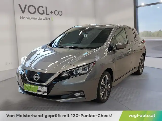 Nissan Leaf N-Connecta 40kWh 150PS