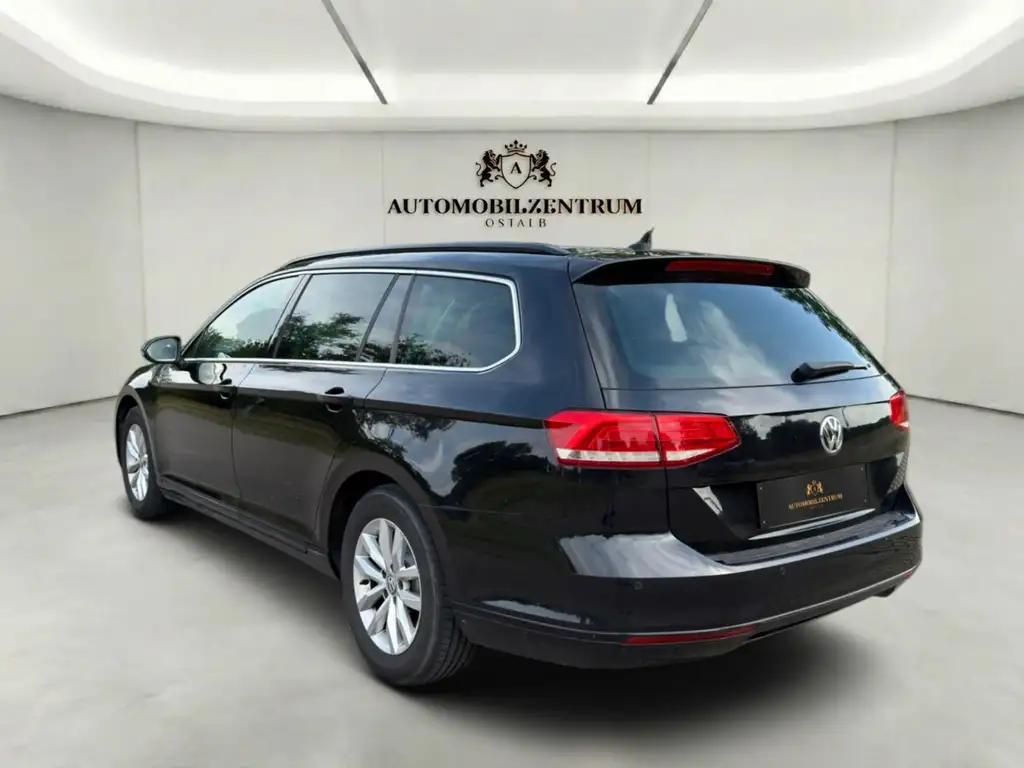 Volkswagen Passat Variant Passat | Massage | Ambiente | ACC | Kamera | TÜV Bild 7