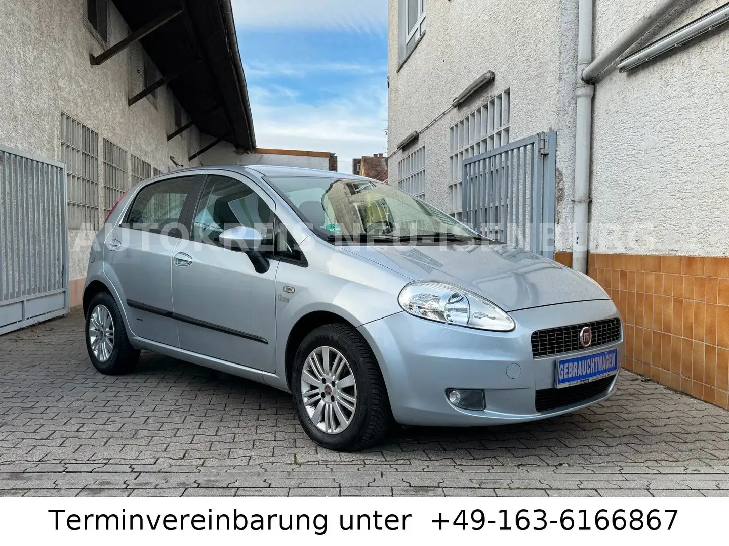 Fiat Grande Punto 1.4 8V Dynamic*Automatik*Klima*TüV Gris - 1