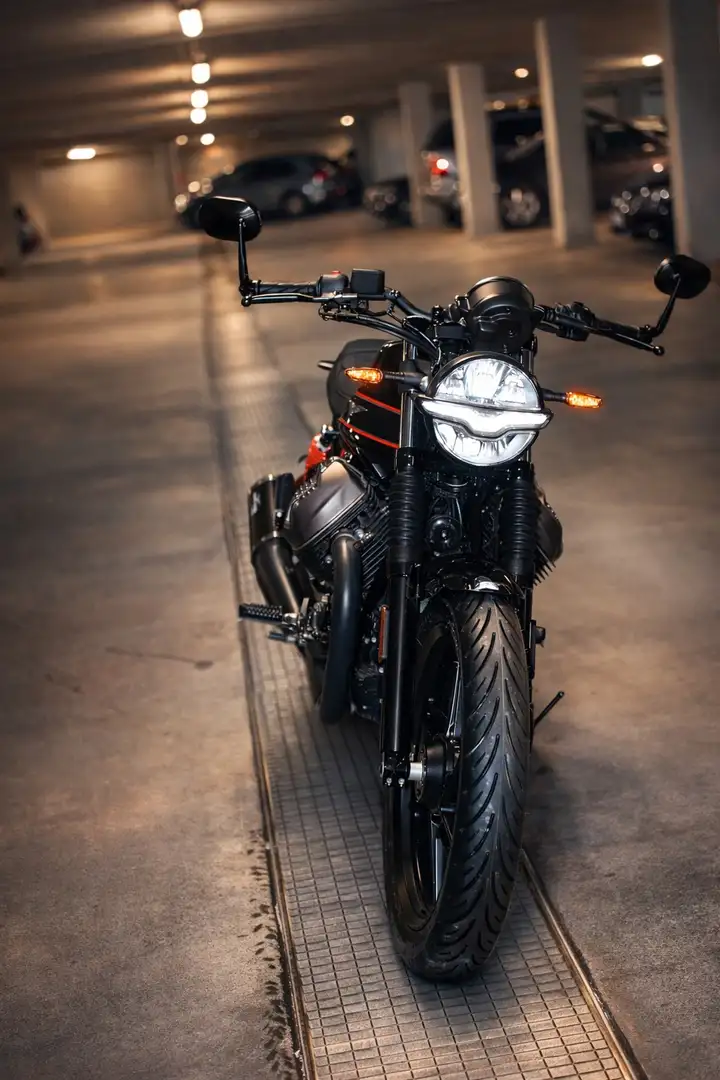 Moto Guzzi V 7 V7 Stone Special Edition - 2