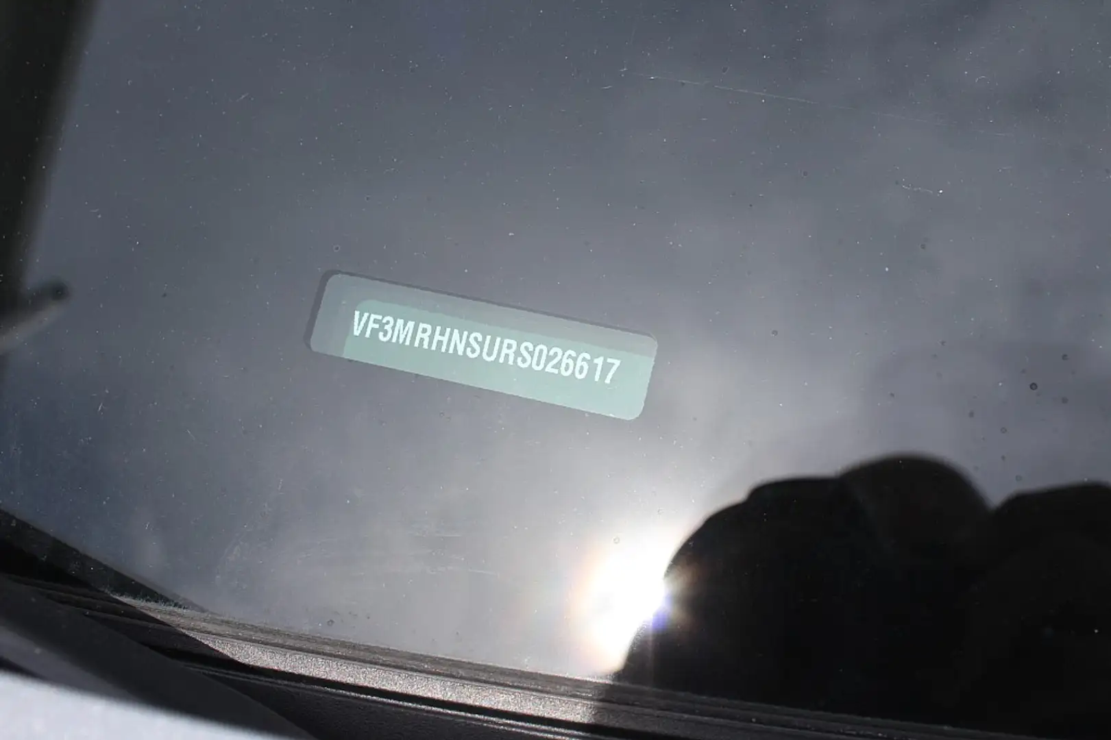 Peugeot 3008 PureTech 130 EAT8 Allure Gris - 2