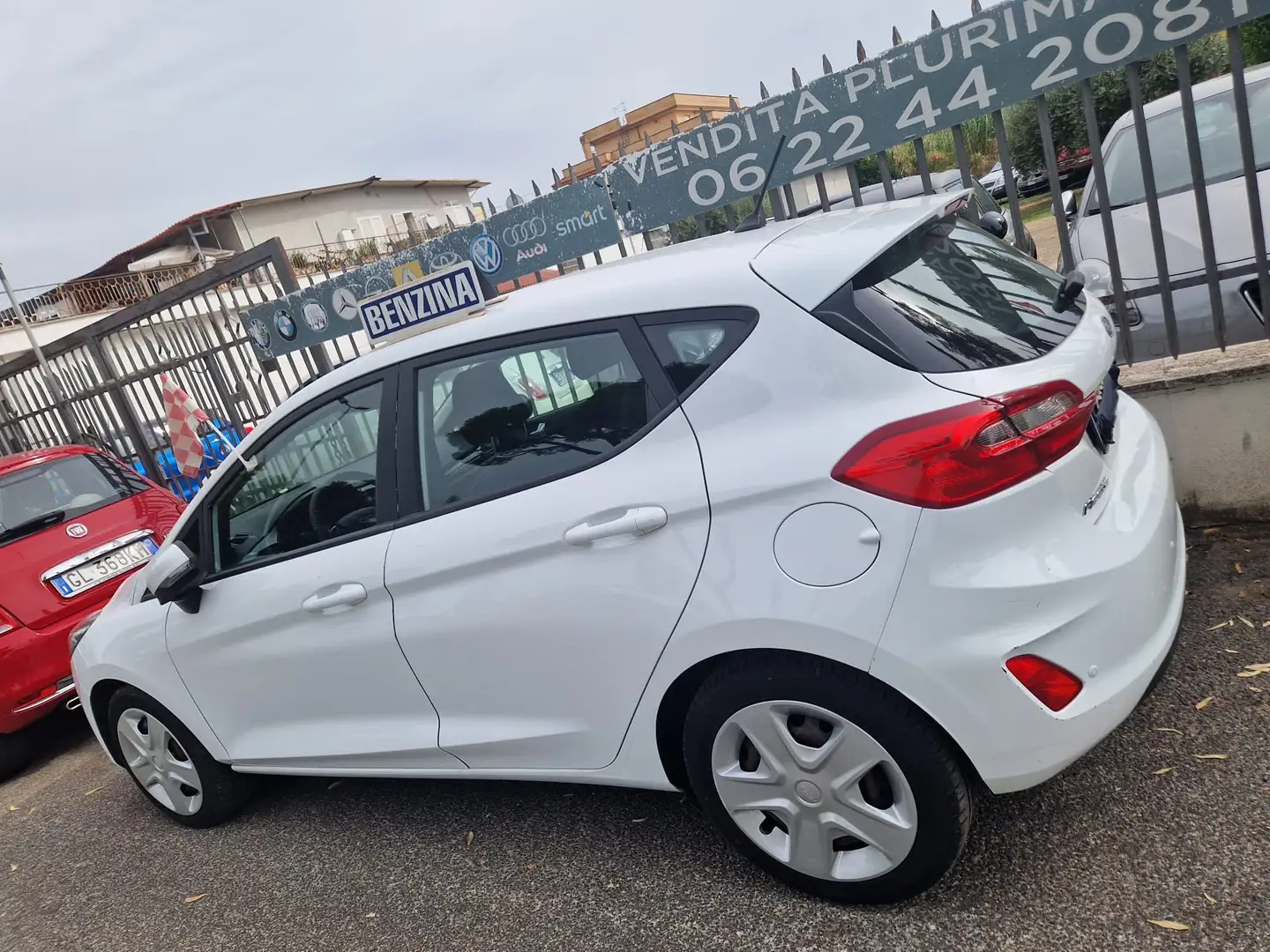 Ford Fiesta VII 5p 1.1 Plus 85cv EURO 6b uniprò 46.000km Bianco - 1