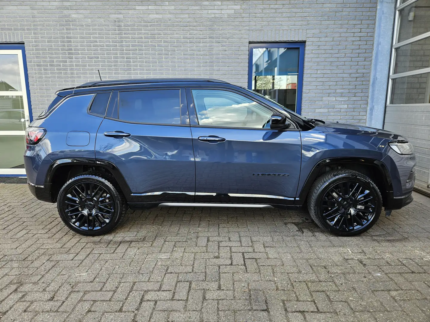 Jeep Compass 4xe 240 Plug-in Hybrid Electric S Inclusief Afleve Grijs - 2