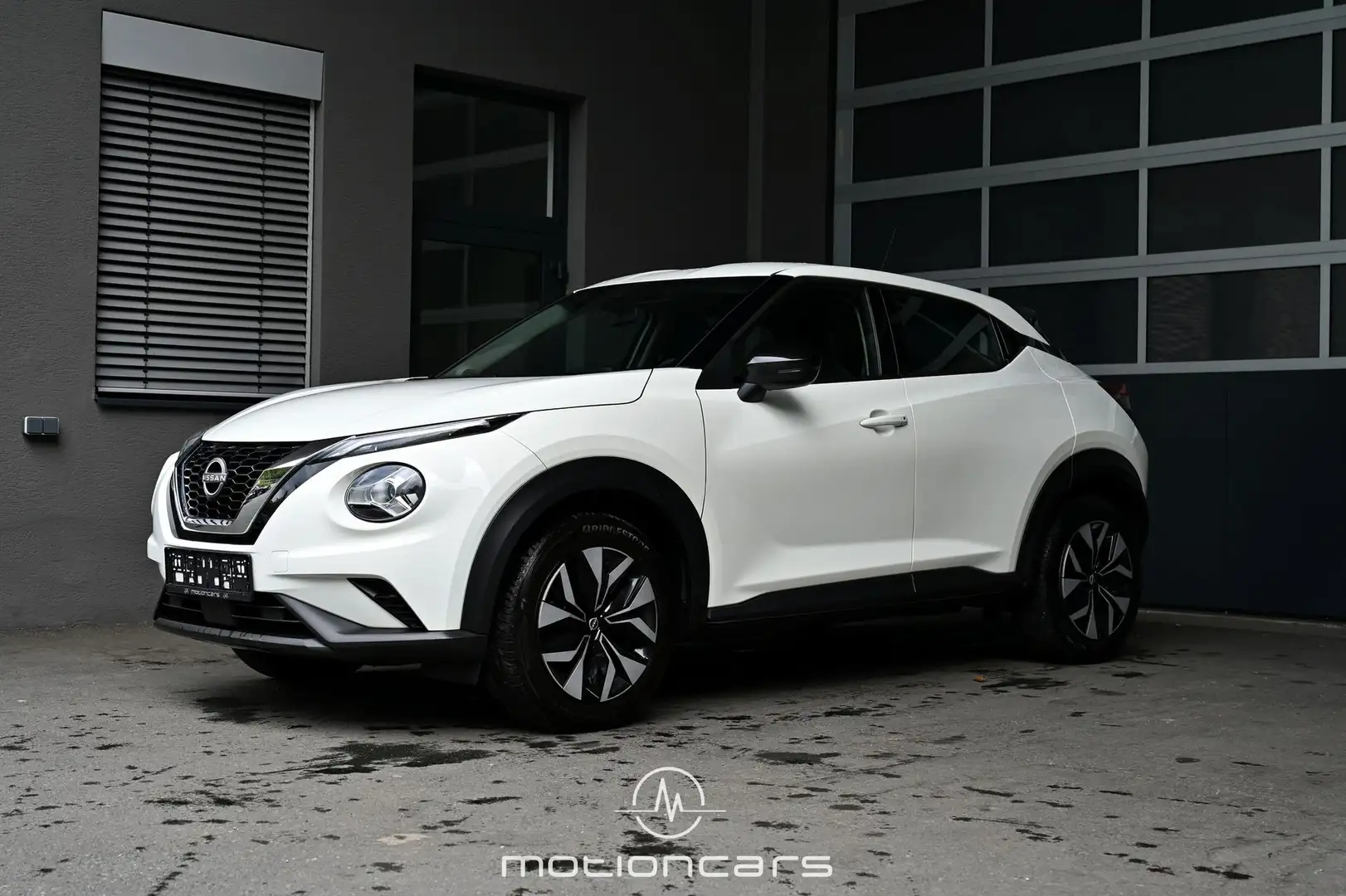 Nissan Juke 1.0 DIG-T 114 DCT Acenta Pickerl NEU EXP € 15.650 Beyaz - 1