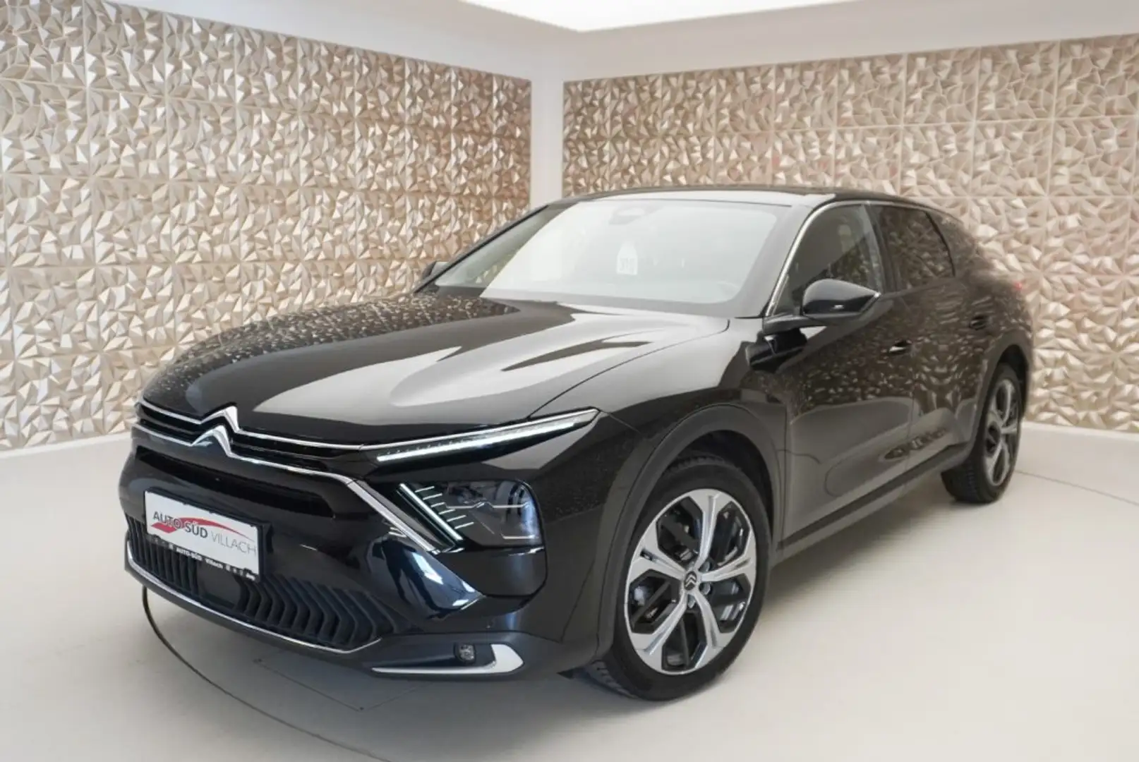Citroen C5 X PureTech 130 Shine EAT8 Schwarz - 1