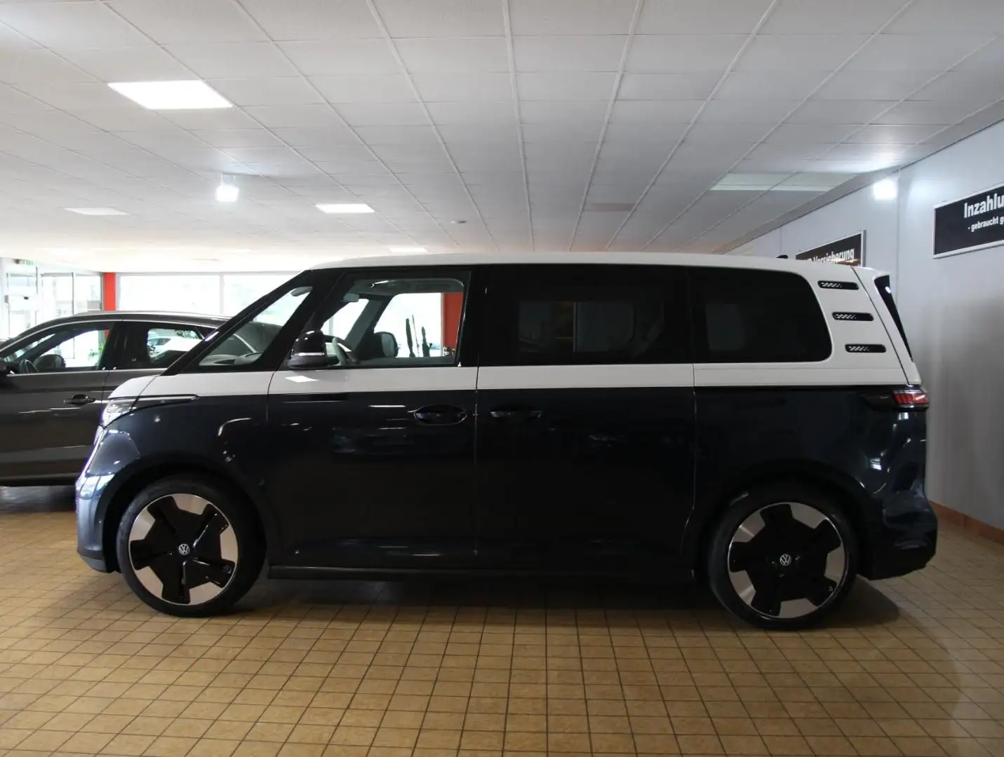 Volkswagen ID. Buzz Pro Ambiente,AHK,Matrix,Navi,Kamera,Mem Blau - 2