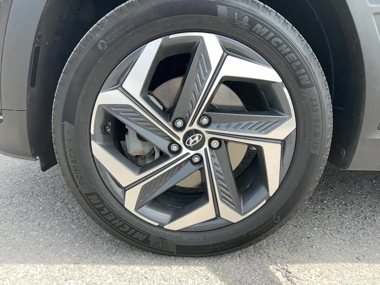 Hyundai TUCSON снимка Hyundai TUCSON