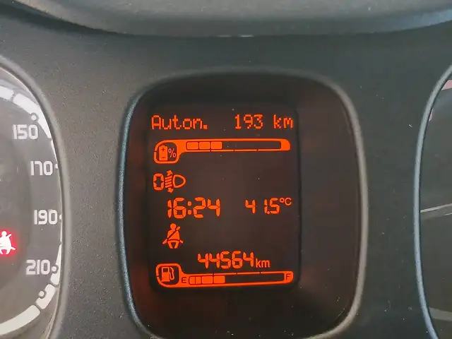 Fiat Panda view 12