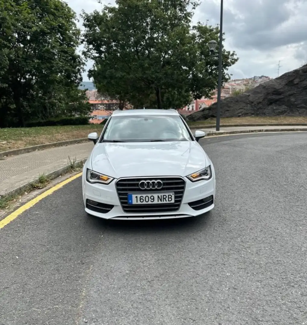 Audi A3 Sportback 2.0TDI Ambition EEL 150 Edición Especial Lanzamiento - 2