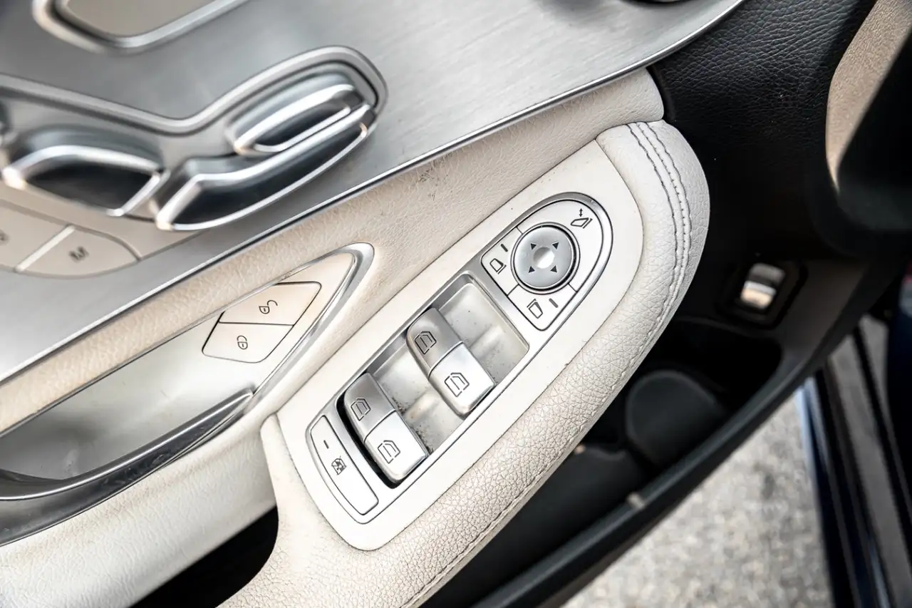 Mercedes-Benz C-Class fotografie Mercedes-Benz C-Class