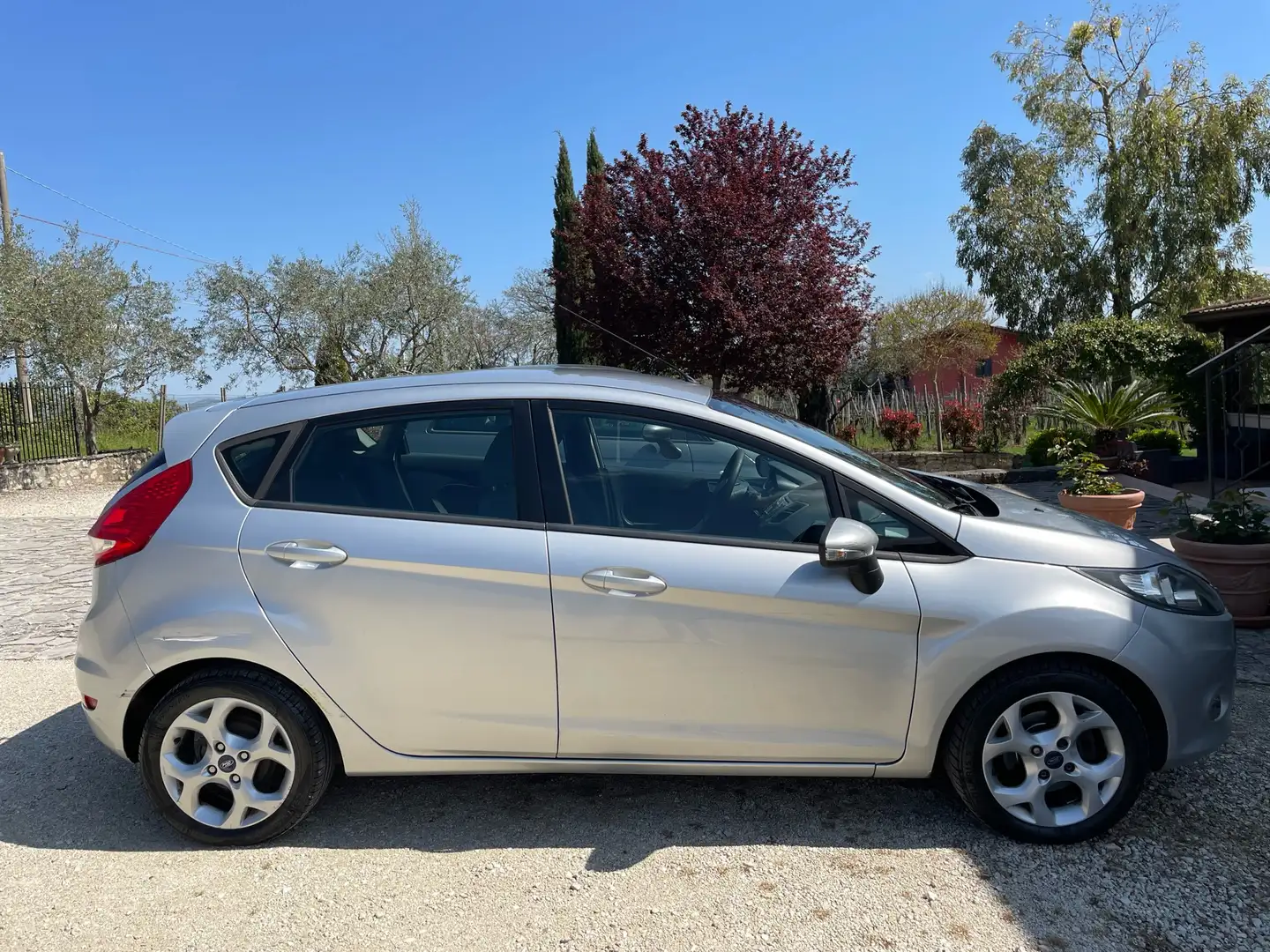 Ford Fiesta 5p 1.4 tdci + c/esp - 1