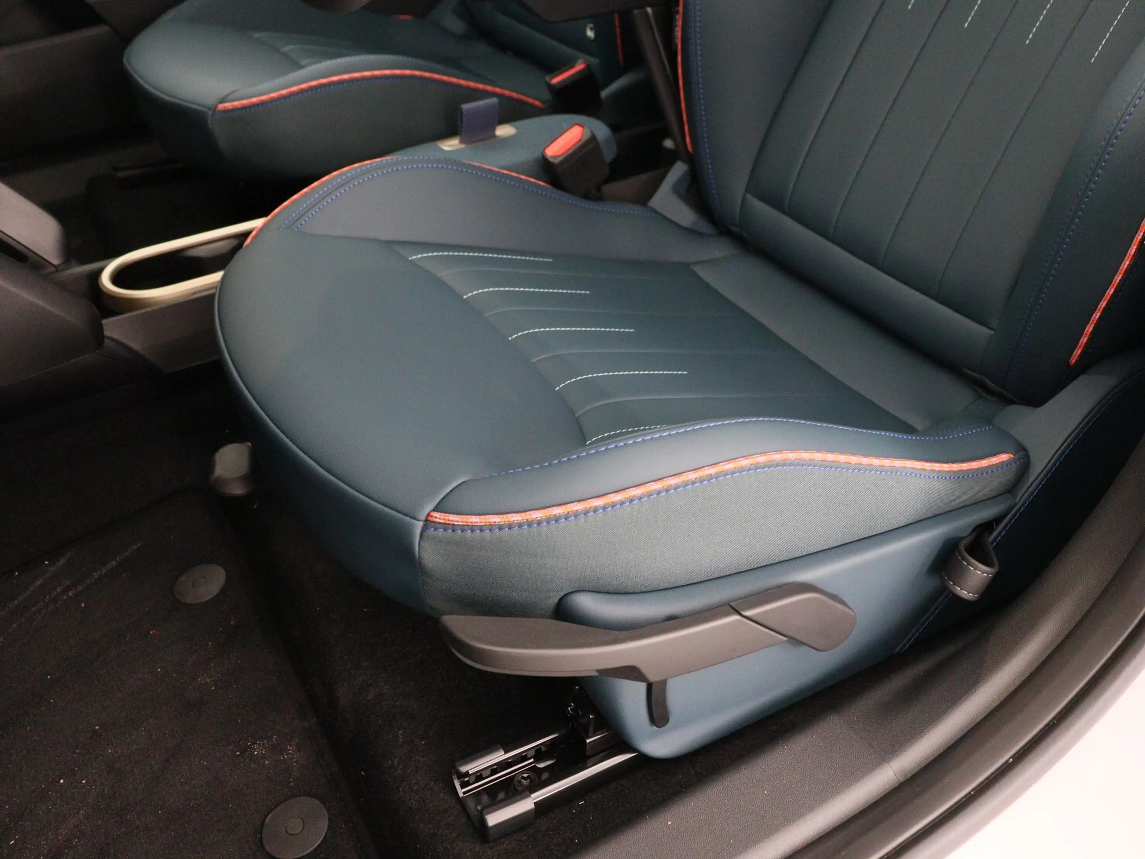 MINI Aceman SE Favoured Pakket M — photo 9