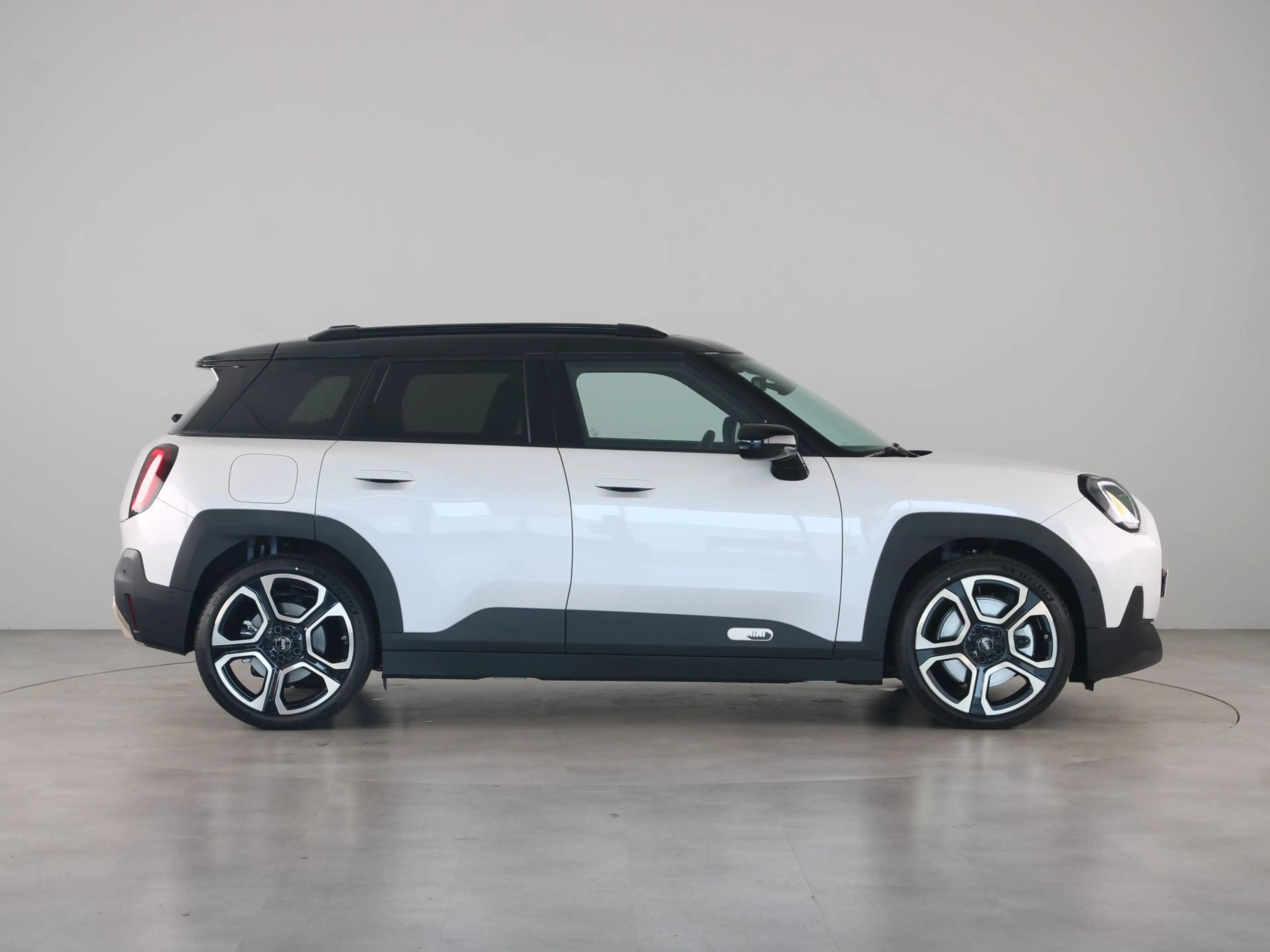 MINI Aceman SE Favoured Pakket M — photo 4
