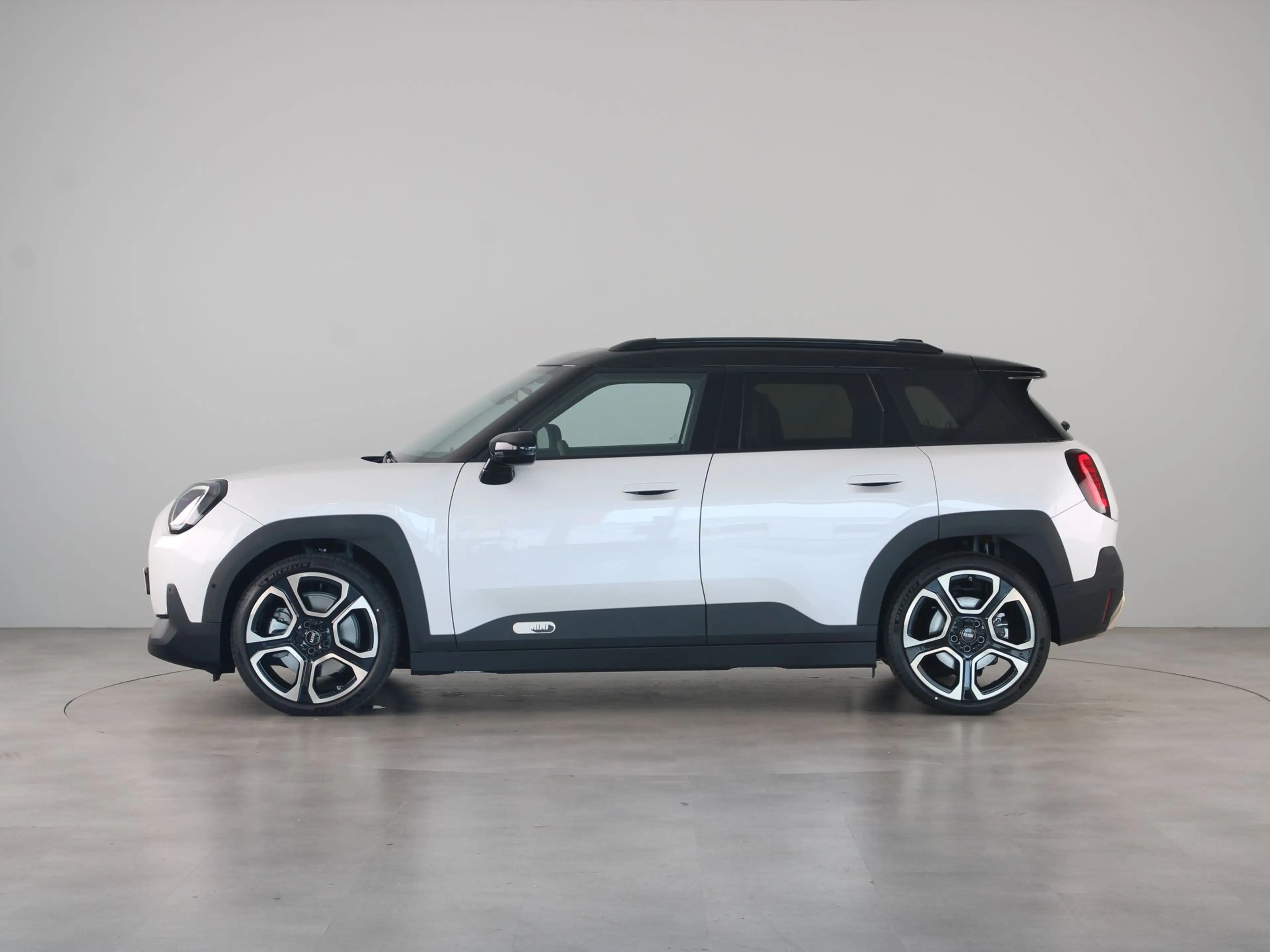 MINI Aceman SE Favoured Pakket M — photo 8