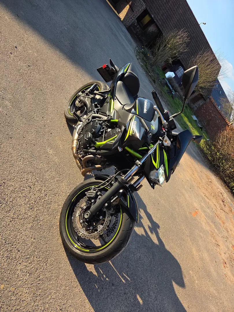 Kawasaki Z 650 Noir - 1