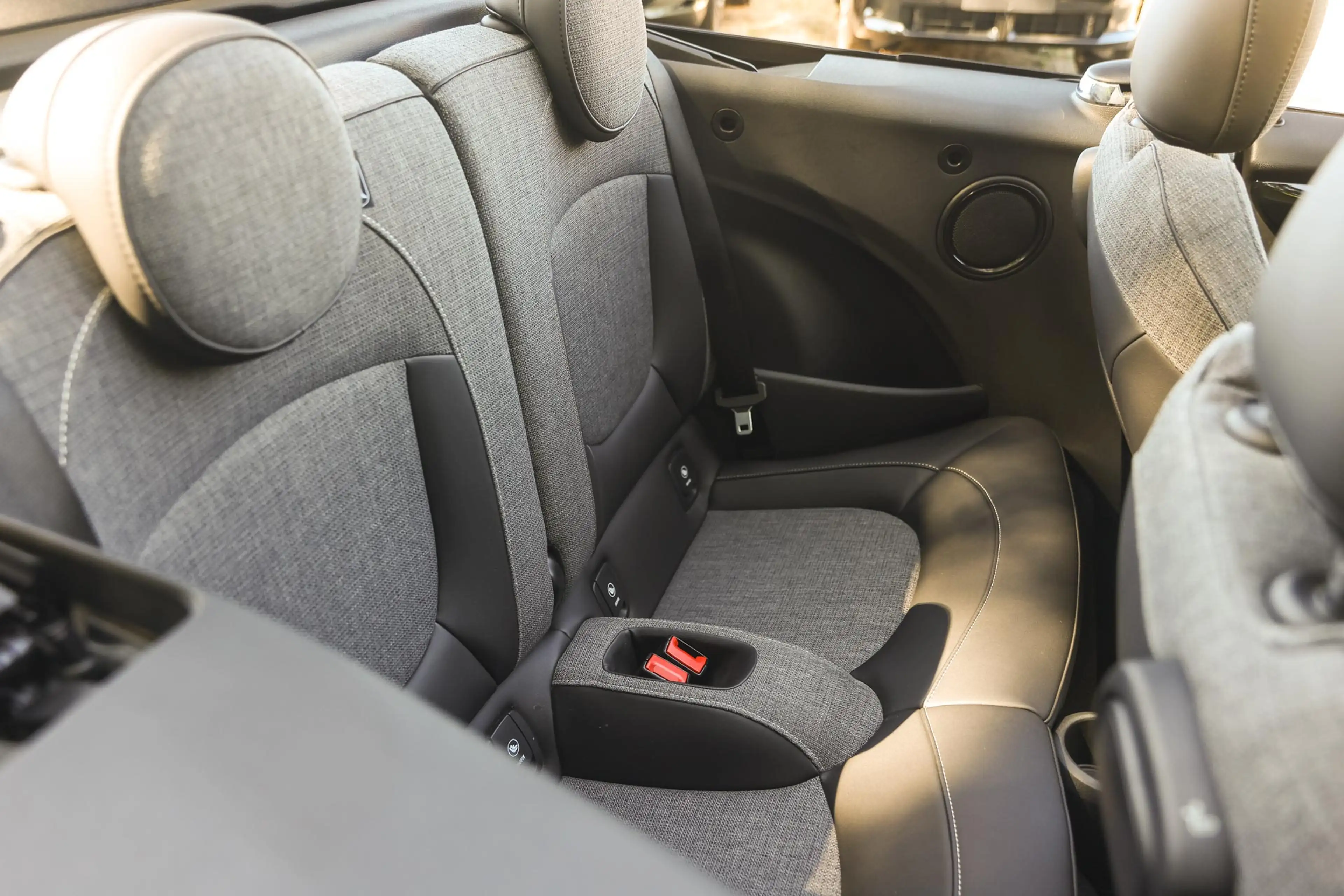 MINI Cooper S Cabrio Classic Automaat / Sportstoelen / Comfort Access / — photo 10