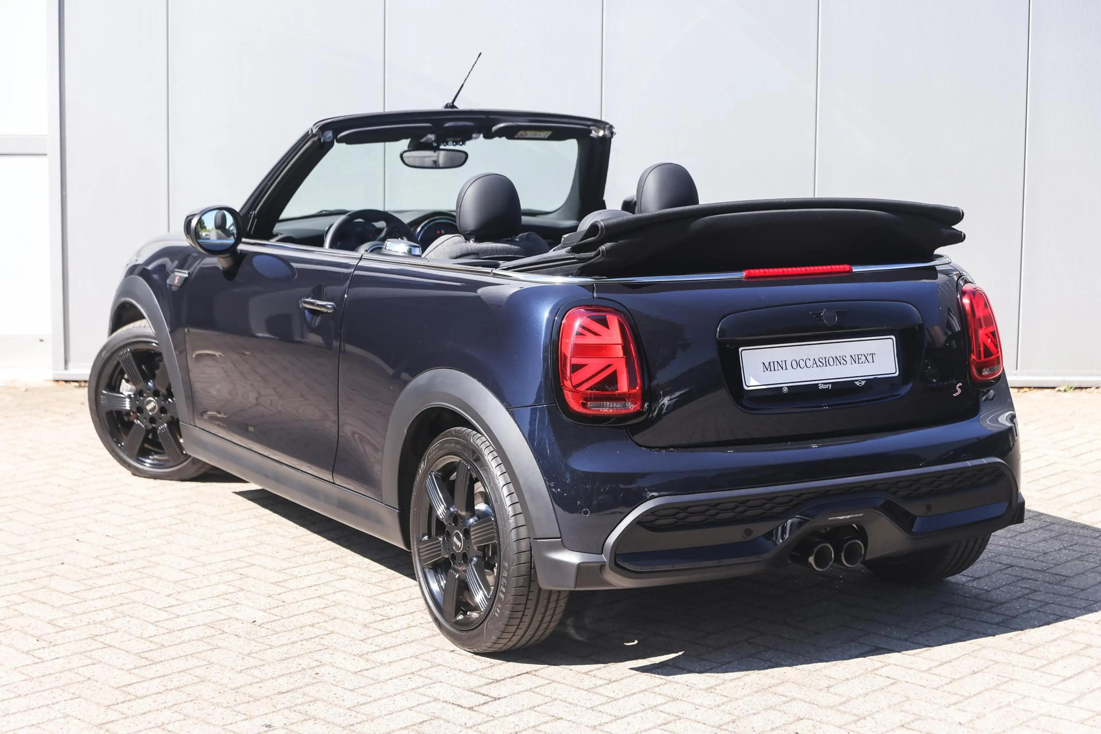 MINI Cooper S Cabrio Classic Automaat / Sportstoelen / Comfort Access / — photo 2