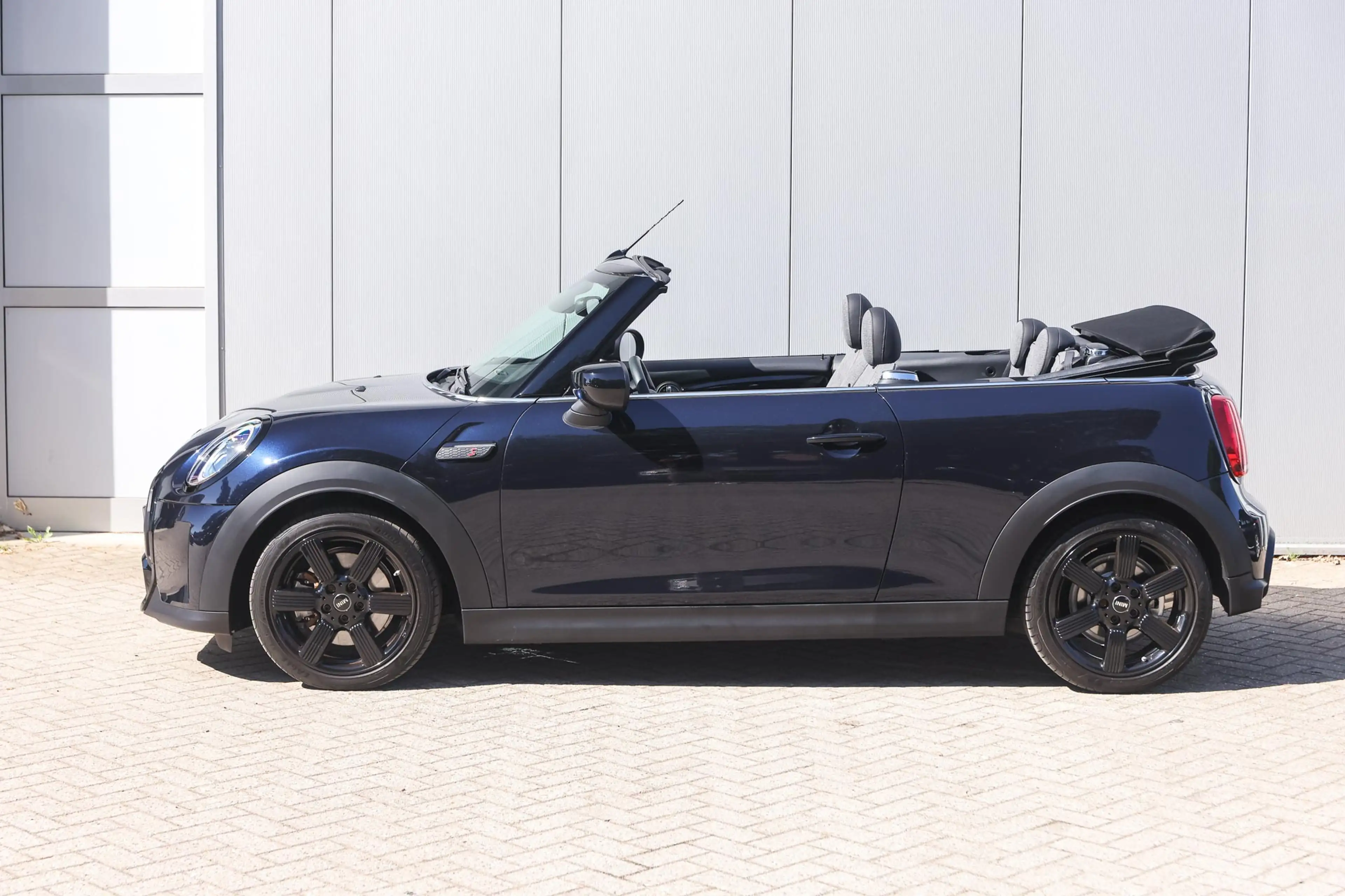 MINI Cooper S Cabrio Classic Automaat / Sportstoelen / Comfort Access / — photo 7