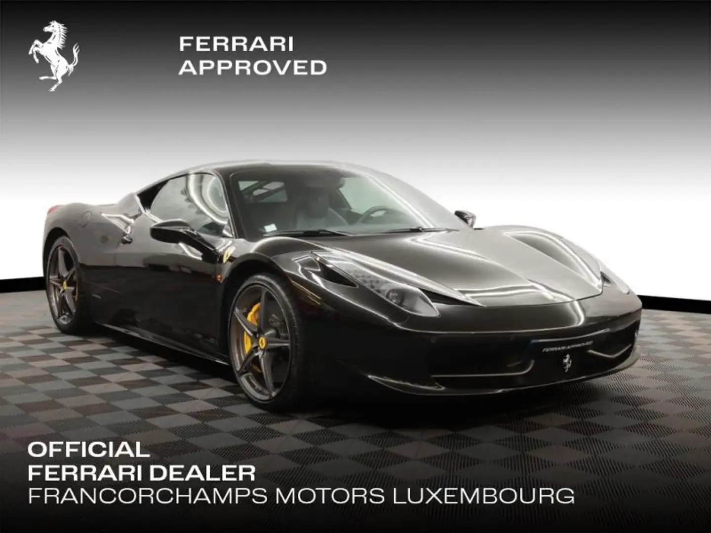 Ferrari 458 Italia Schwarz - 1