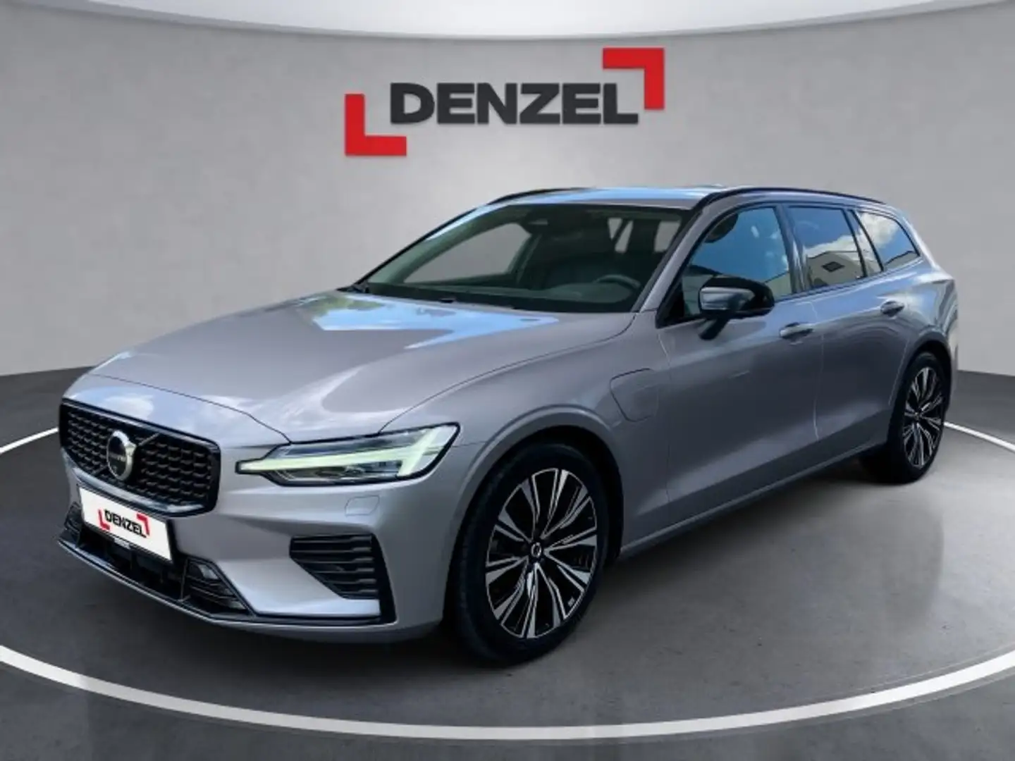 Volvo V60 Plus, T6 eAWD Plug-in Hybrid, Elektrisch/Benzin, Dark Silber - 1