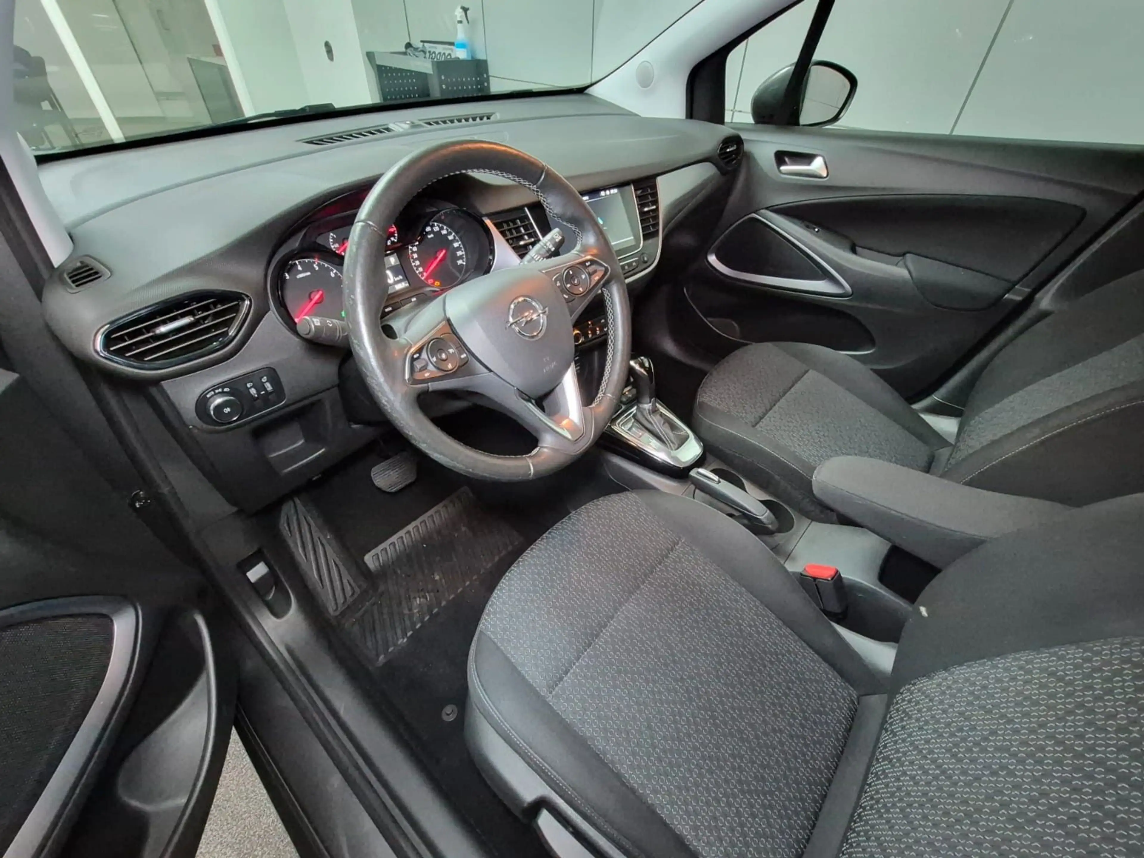 Opel Crossland X Crossland 1.2 Automatik Edition AHK Kamera GRA — photo 10