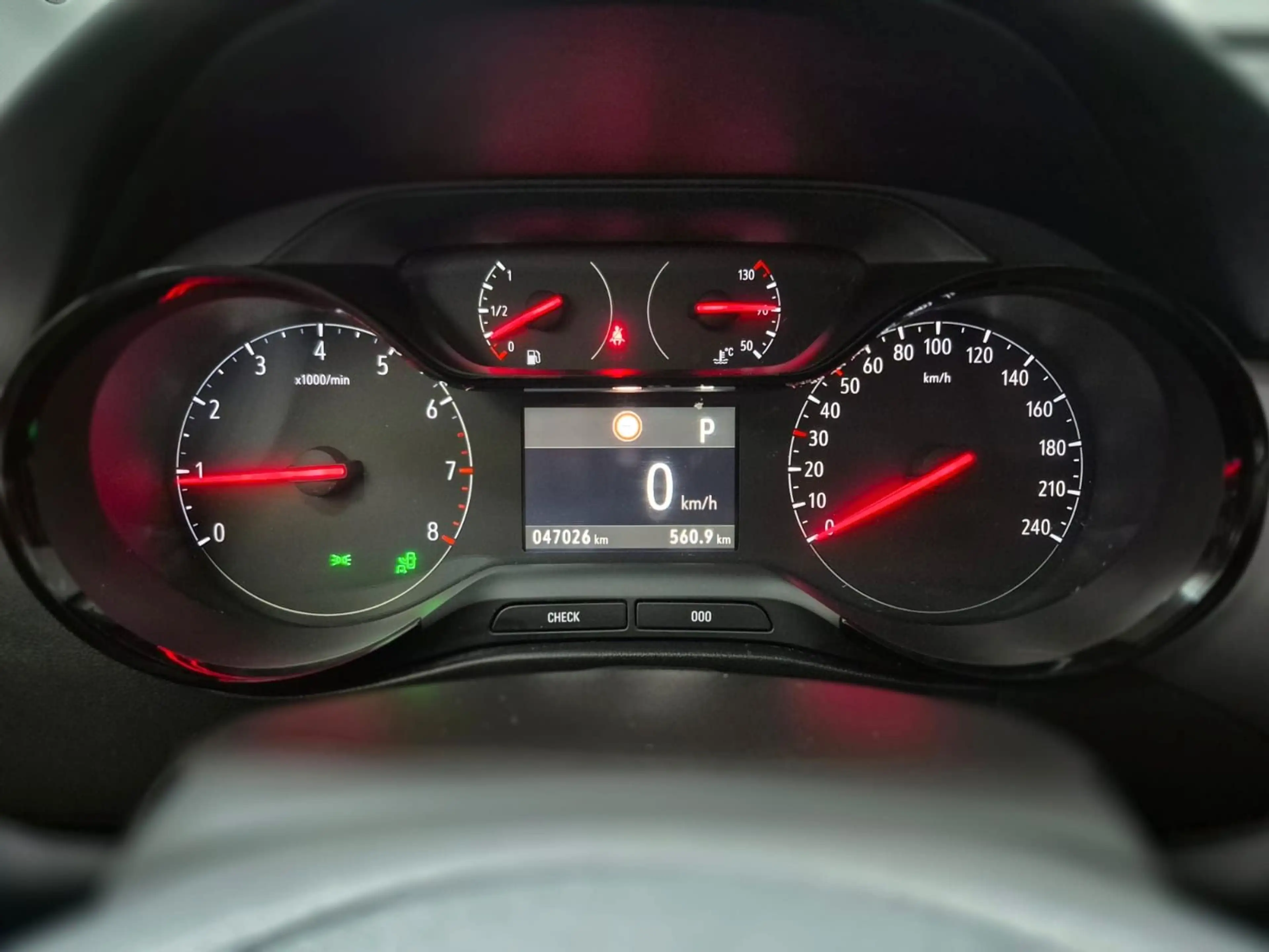 Opel Crossland X Crossland 1.2 Automatik Edition AHK Kamera GRA — photo 15