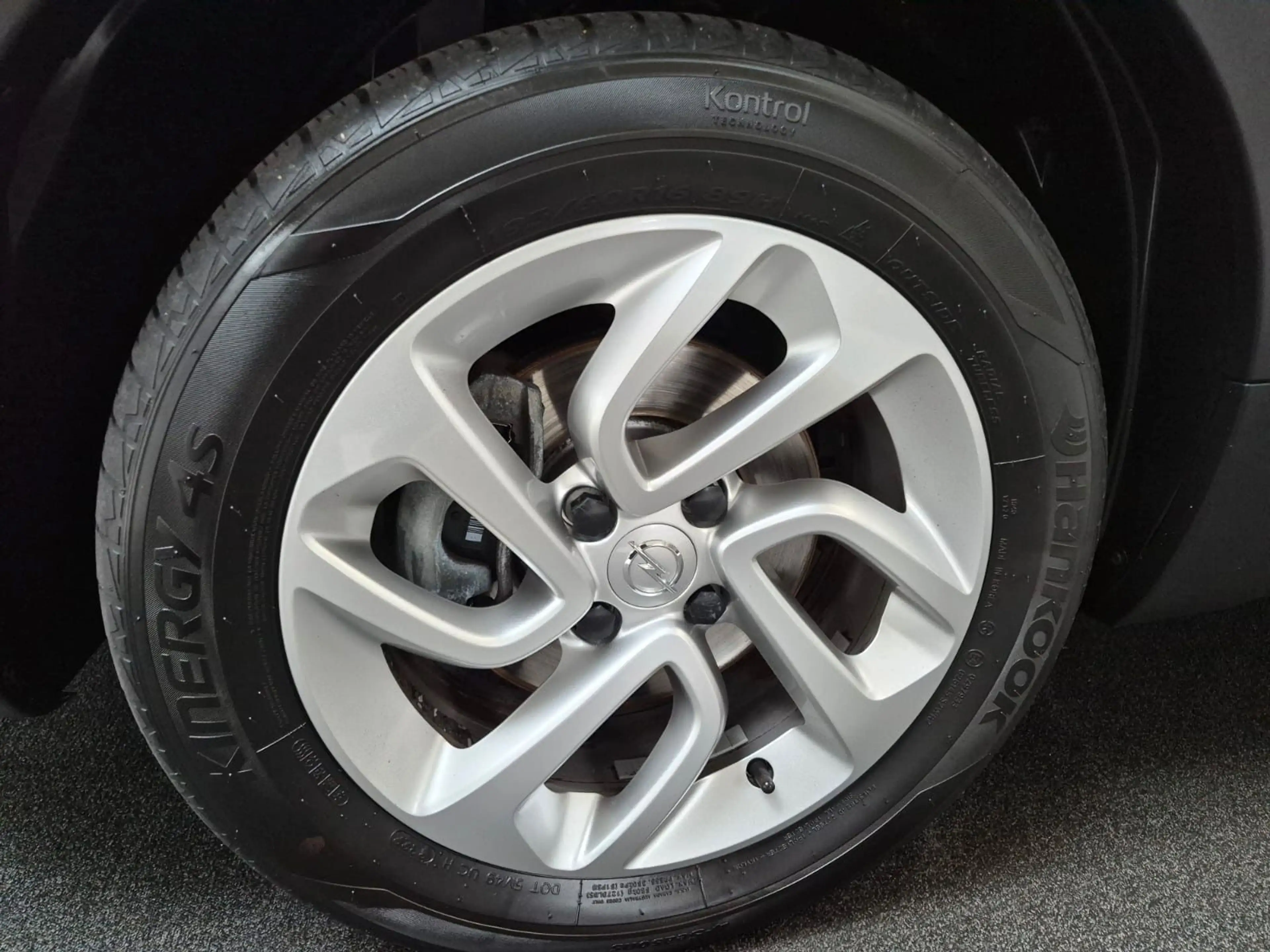 Opel Crossland X Crossland 1.2 Automatik Edition AHK Kamera GRA — photo 9